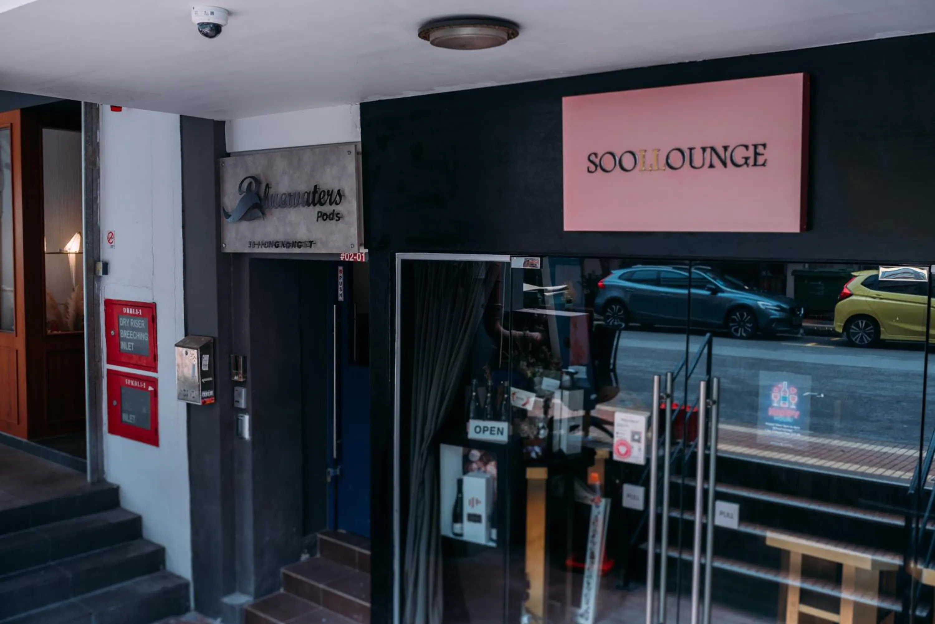 Bluewaters Pods 38 Hongkong St