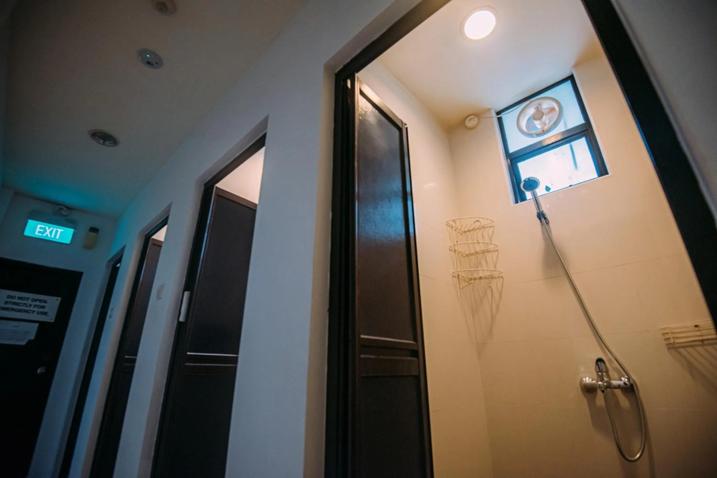 Bluewaters Pods 38 Hongkong St