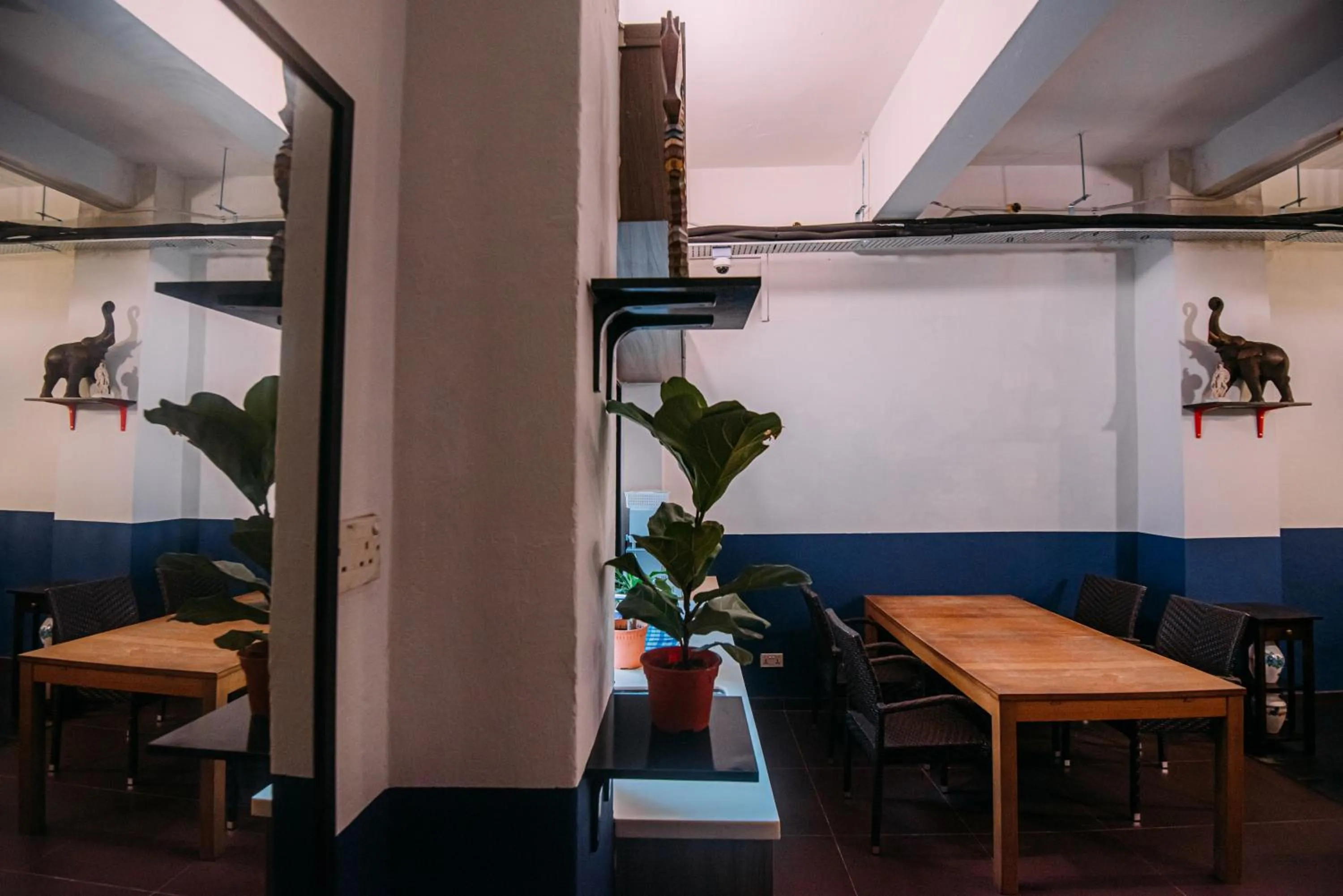 Bluewaters Pods 38 Hongkong St