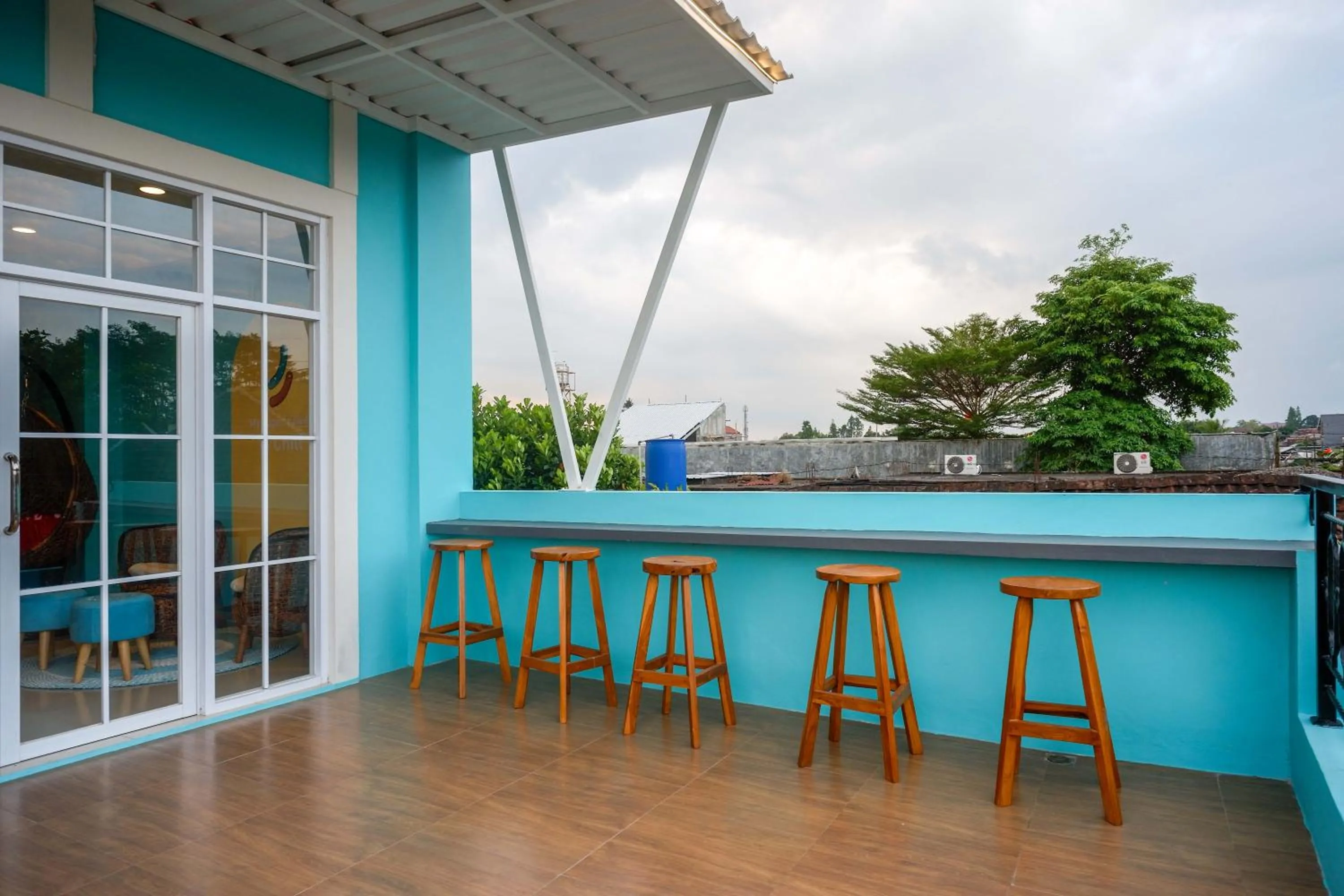 Balcony/Terrace in Sans Hotel Pippo Yogyakarta by RedDoorz