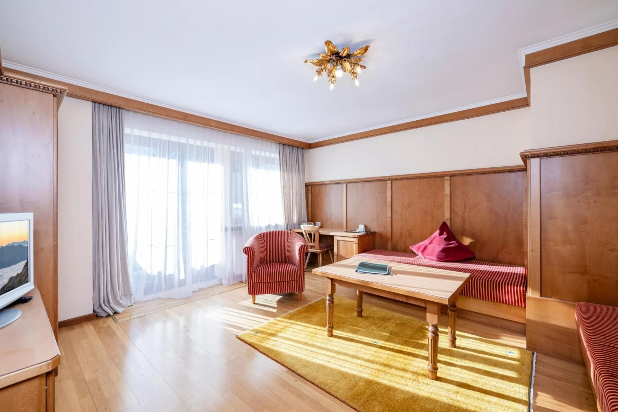 Living room in Aparthotel Landhaus St. Joseph (Indoor Pool)
