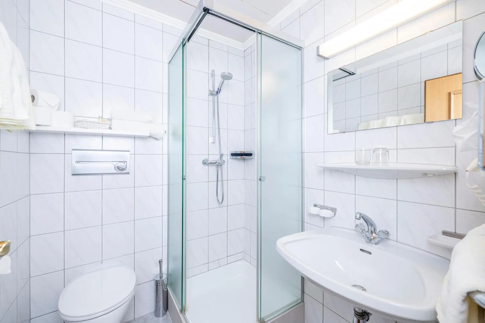 Shower in Aparthotel Landhaus St. Joseph (Indoor Pool)