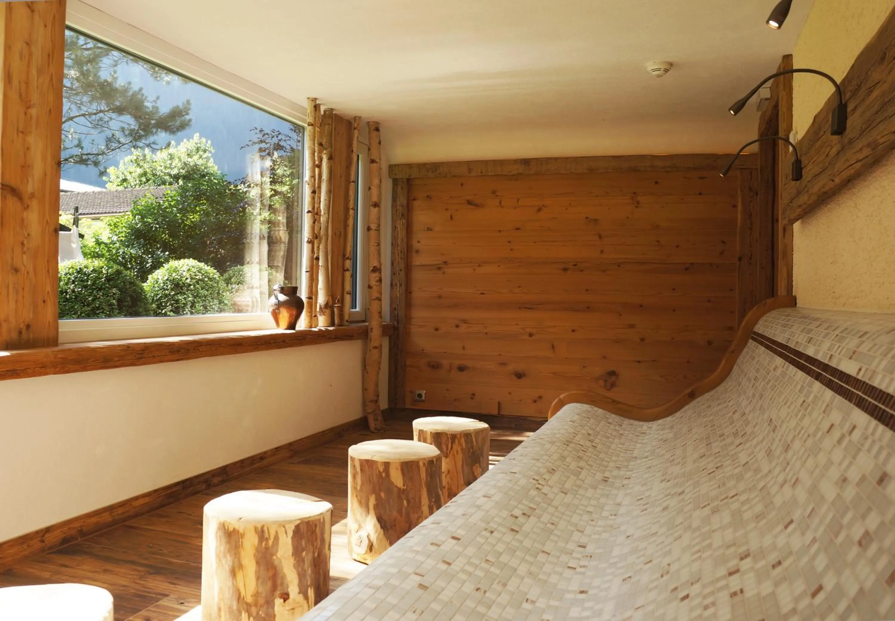 Spa and wellness centre/facilities in Aparthotel Landhaus St. Joseph (Indoor Pool)