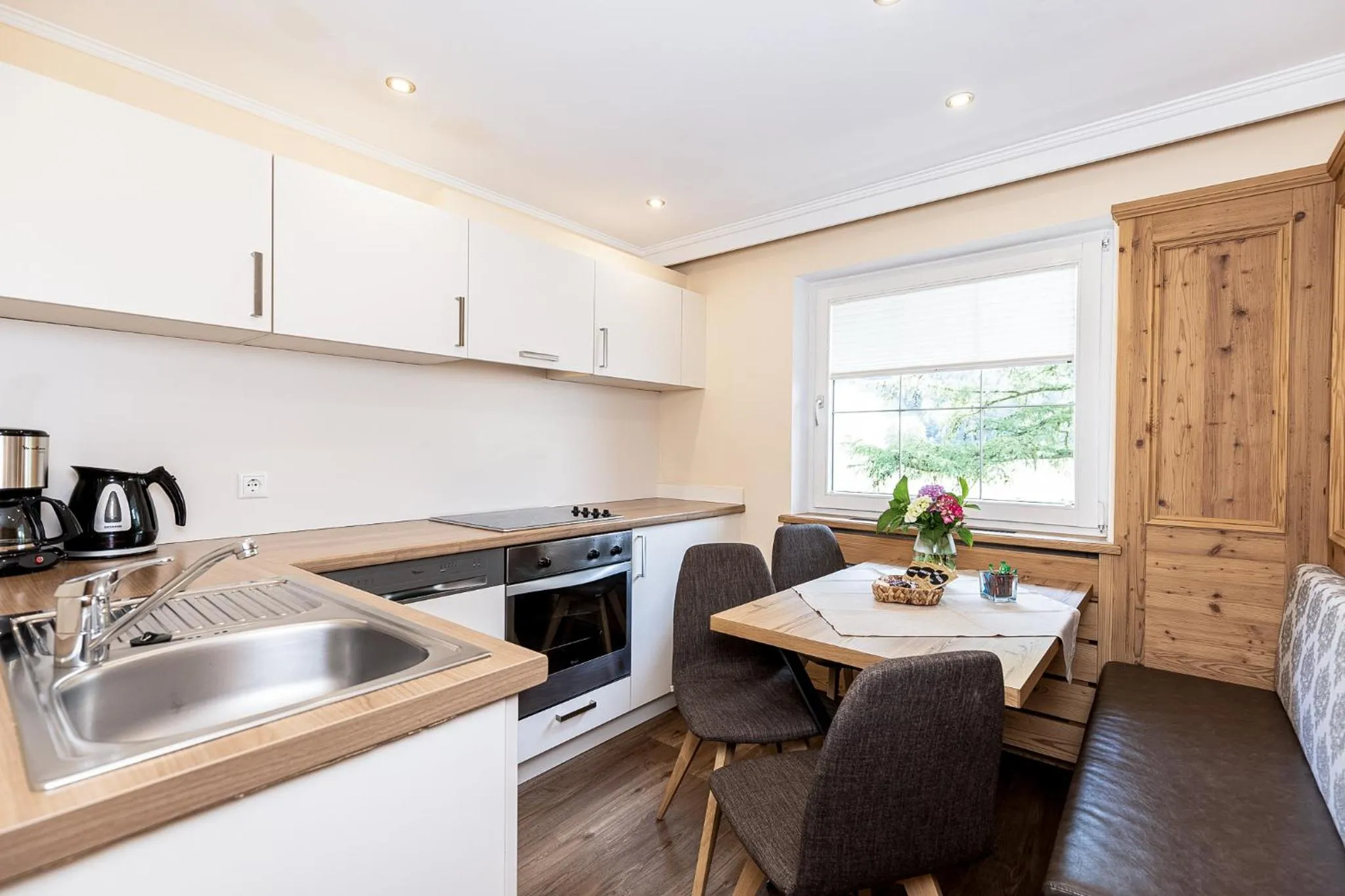 Kitchen or kitchenette in Aparthotel Landhaus St. Joseph (Indoor Pool)