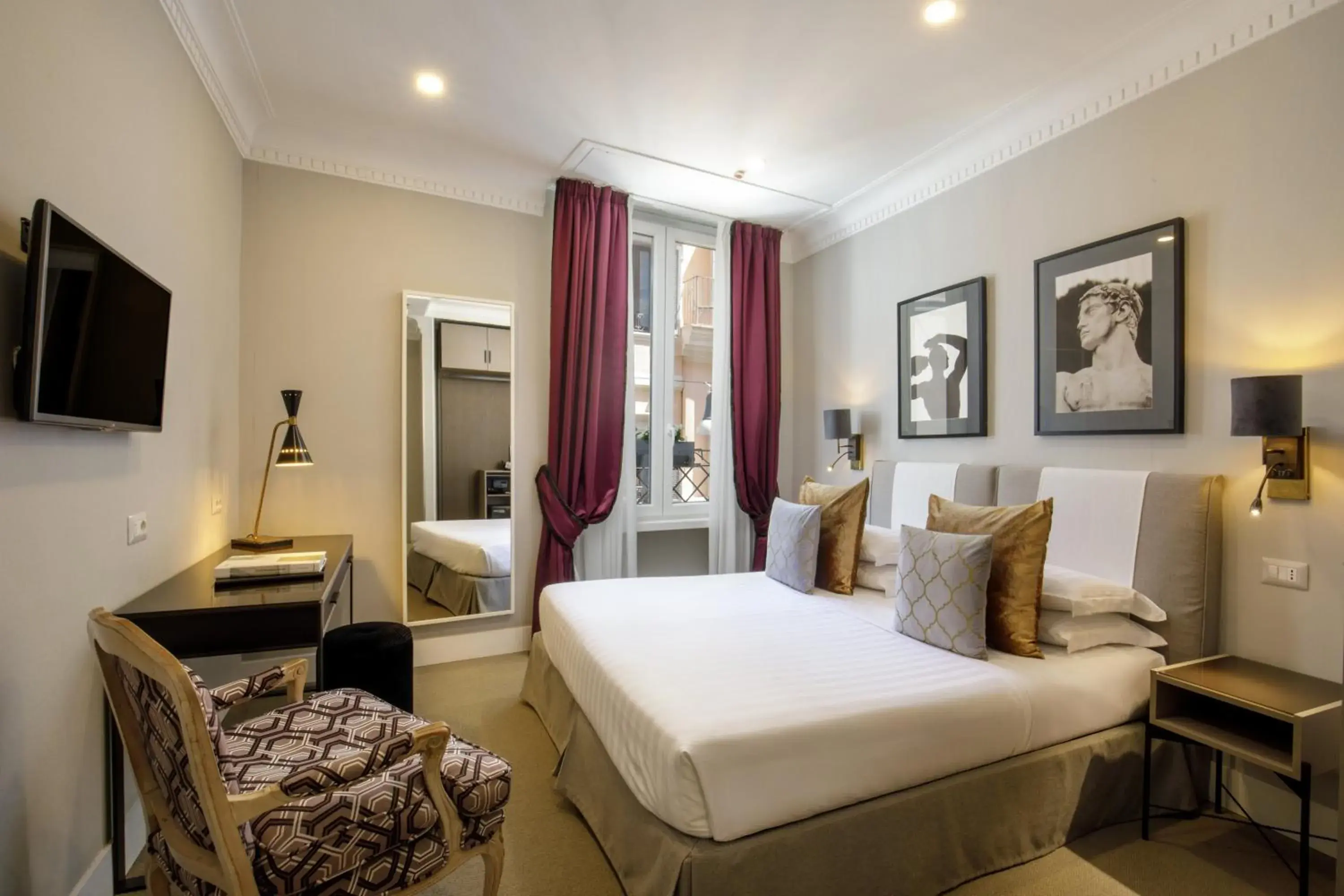 Bedroom, Bed in Condotti Boutique Hotel Bedroom, Bed in Condotti Boutique Hotel