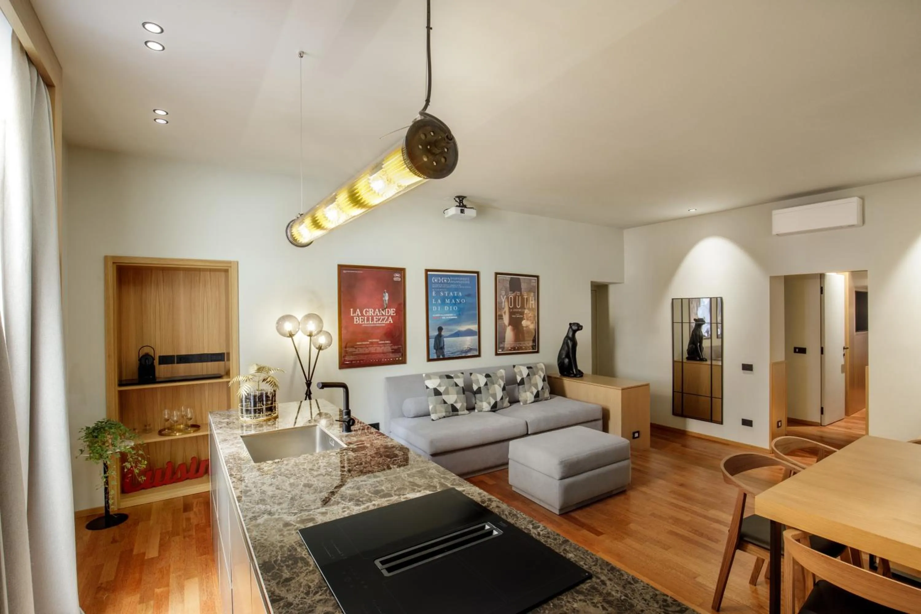 Kitchen or kitchenette in Condotti Boutique Hotel