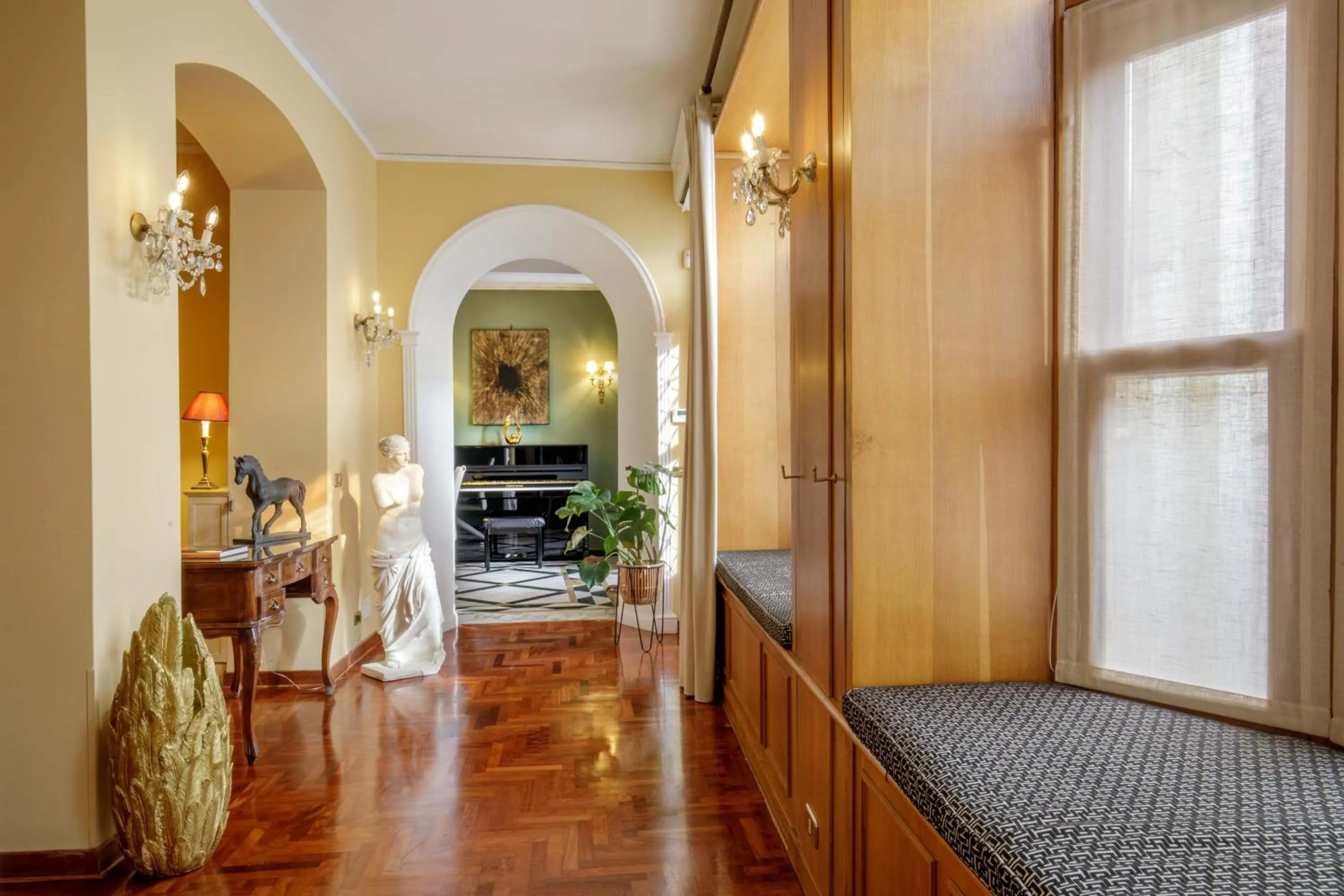 Lounge or bar in Condotti Boutique Hotel