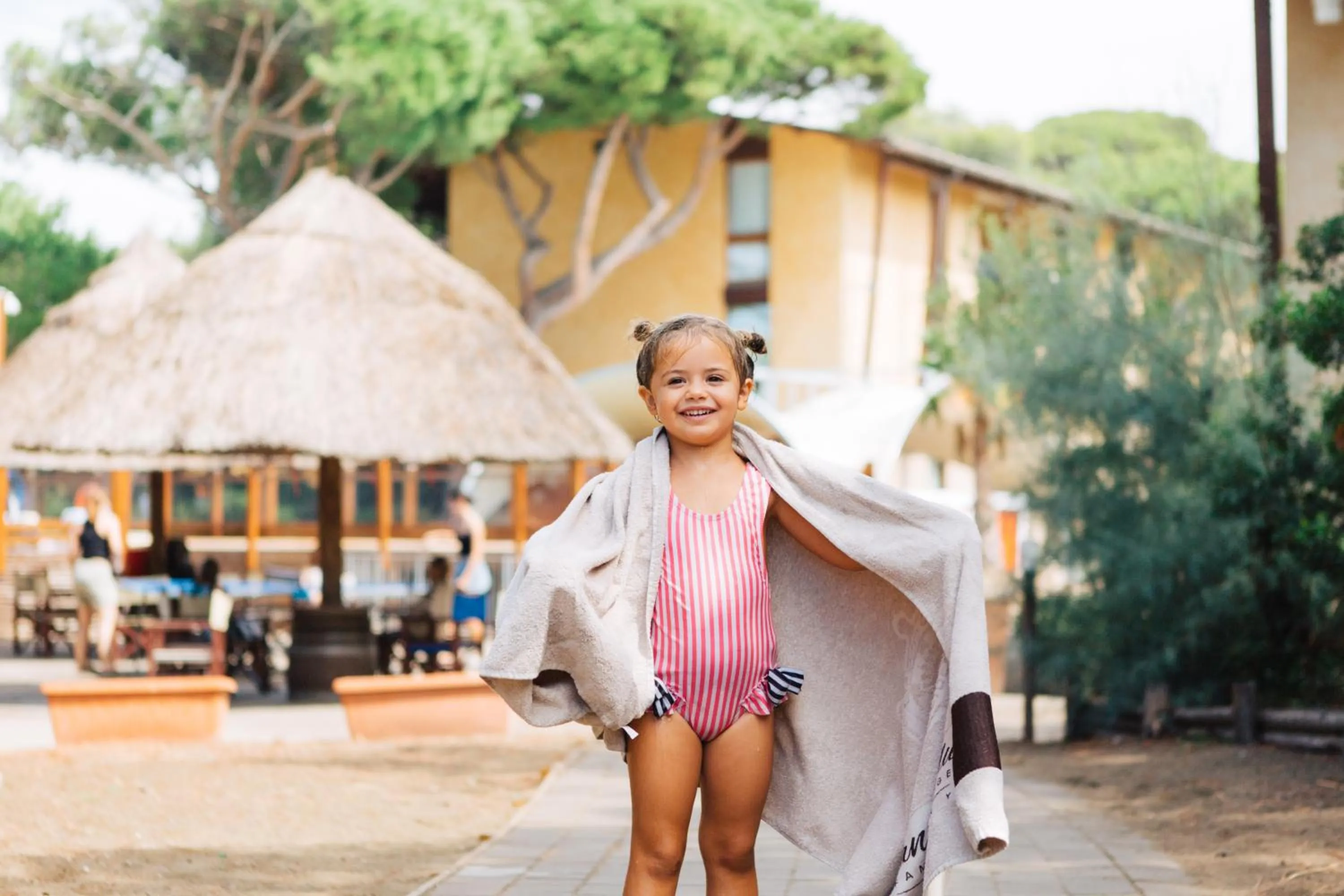 Property building in Canado Family Hotel