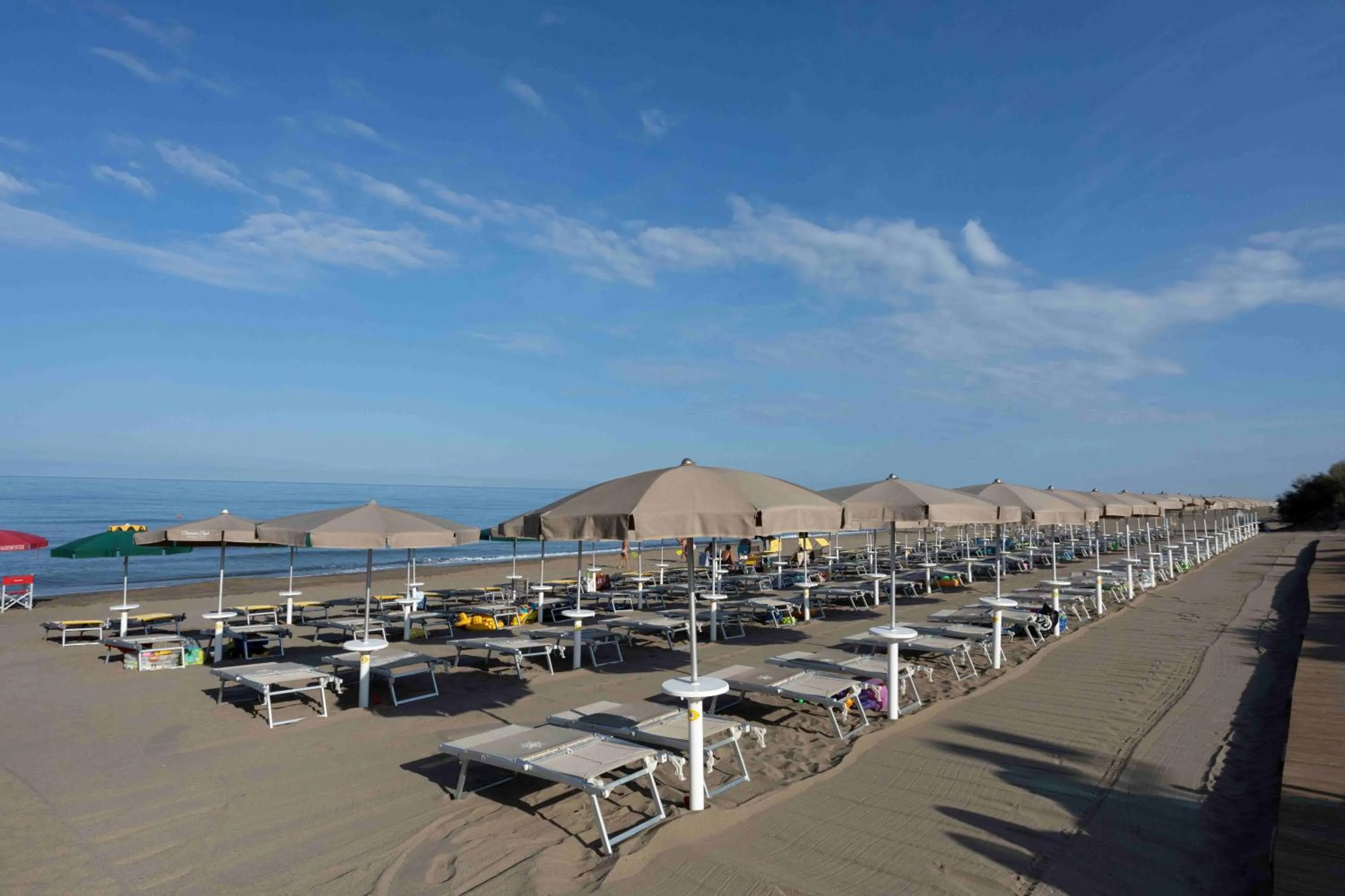 Beach in Canado Family Hotel