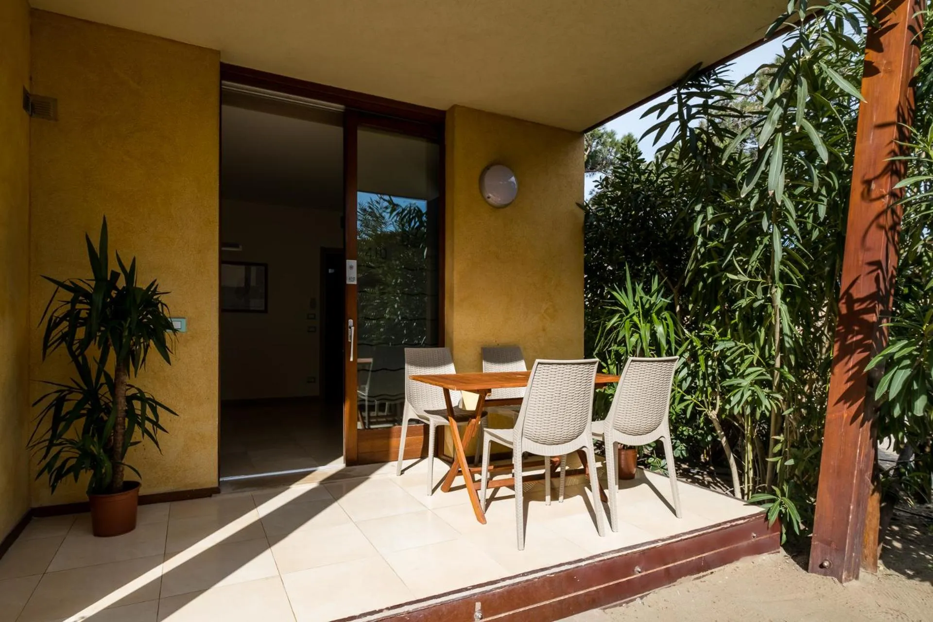 Patio in Canado Family Hotel