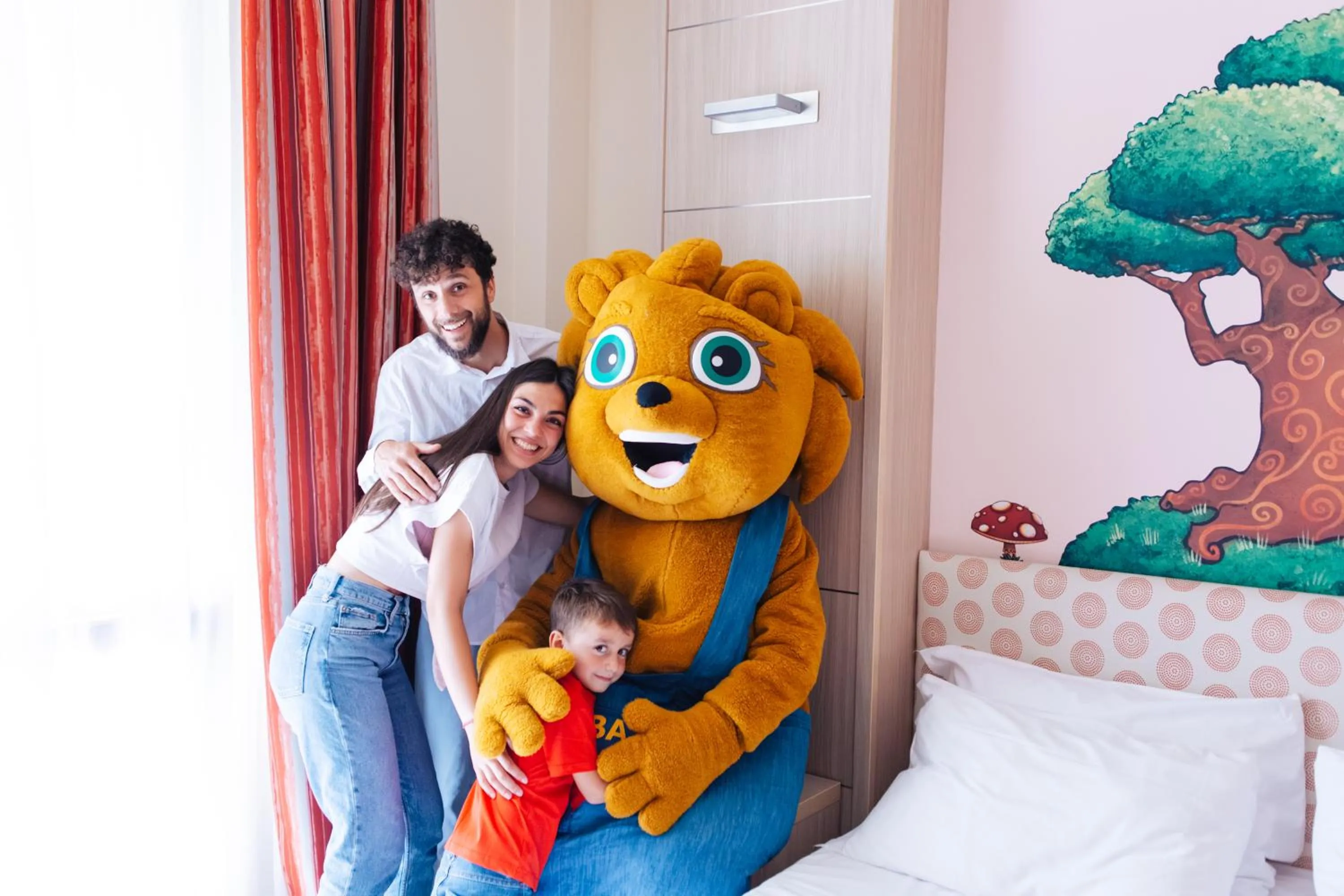 Bedroom, Bed in Canado Family Hotel