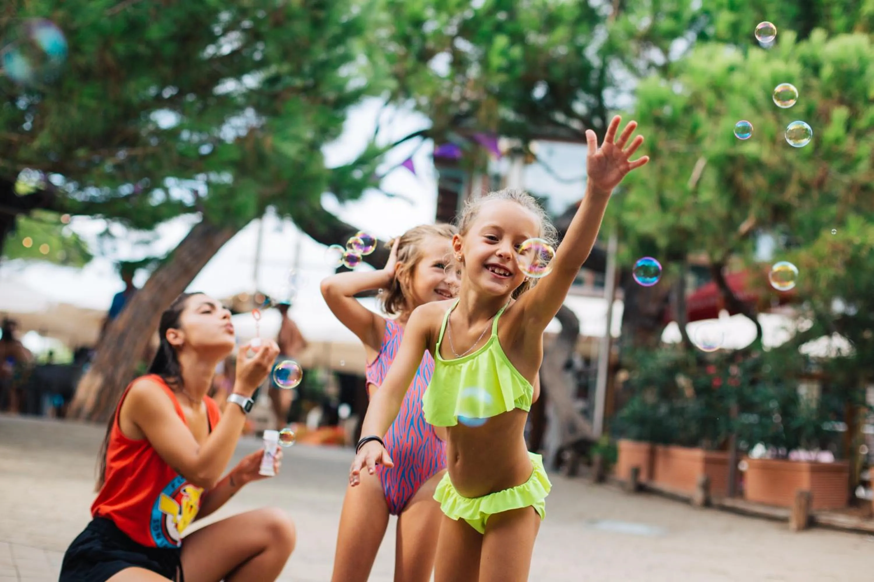 Entertainment in Canado Family Hotel