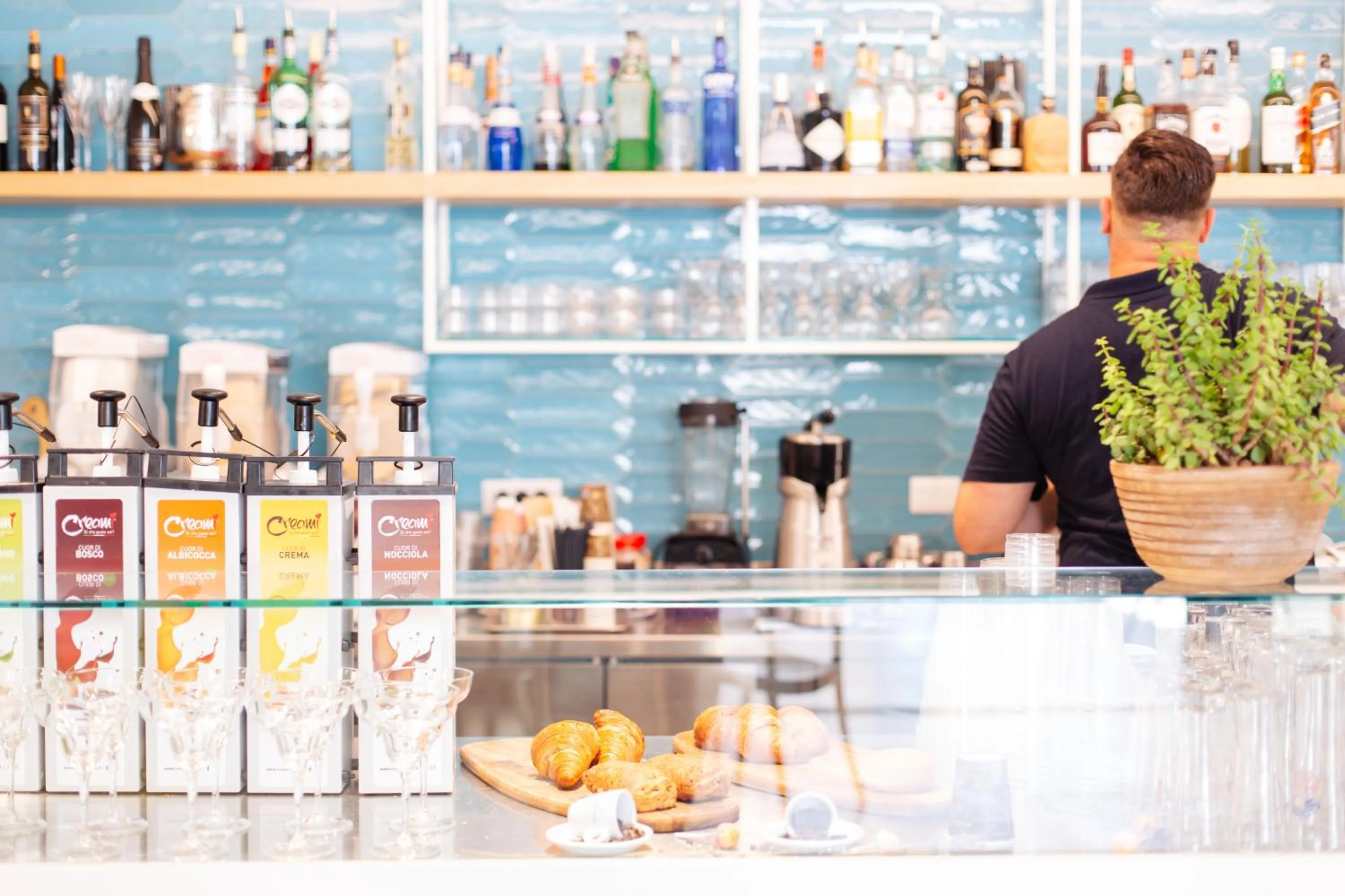 Lounge or bar in Canado Family Hotel