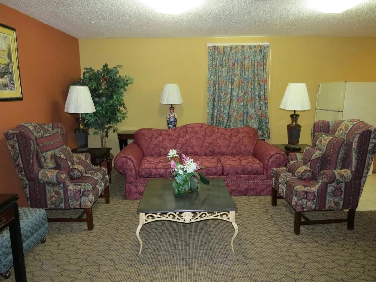 Seating area in FIRST WESTERN INN