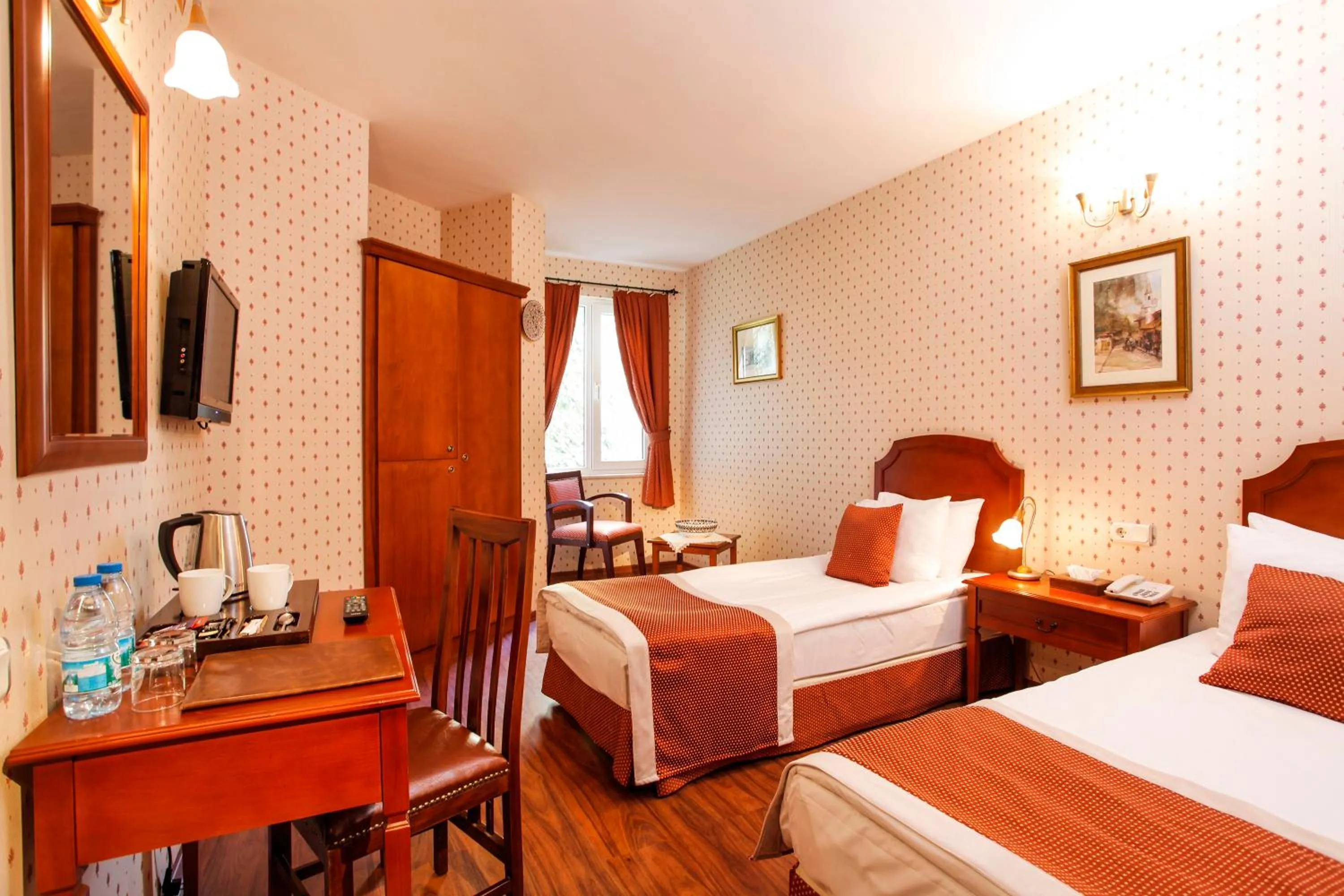 Photo of the whole room, Bed in Hotel Erguvan - Special Category