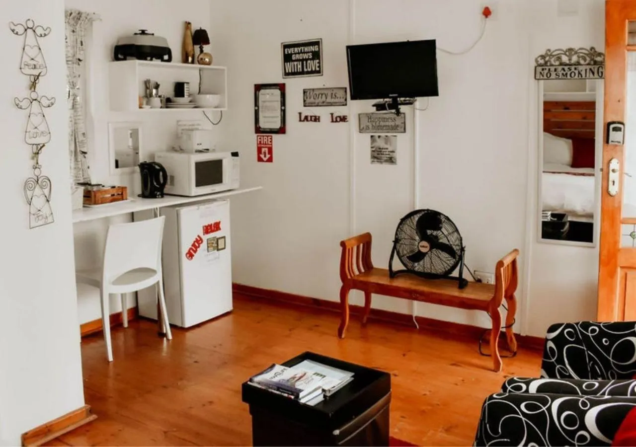 TV and multimedia in Knock Out View Clarens