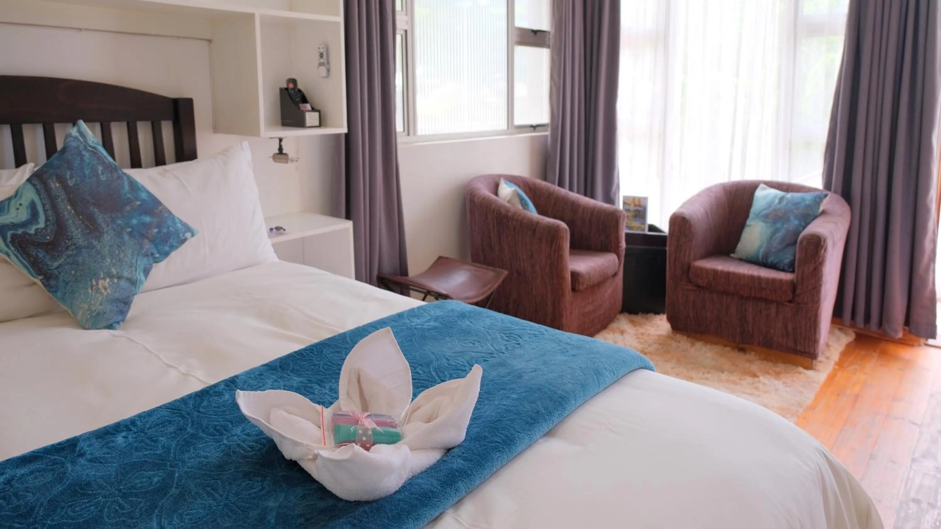 Bedroom, Bed in Knock Out View Clarens