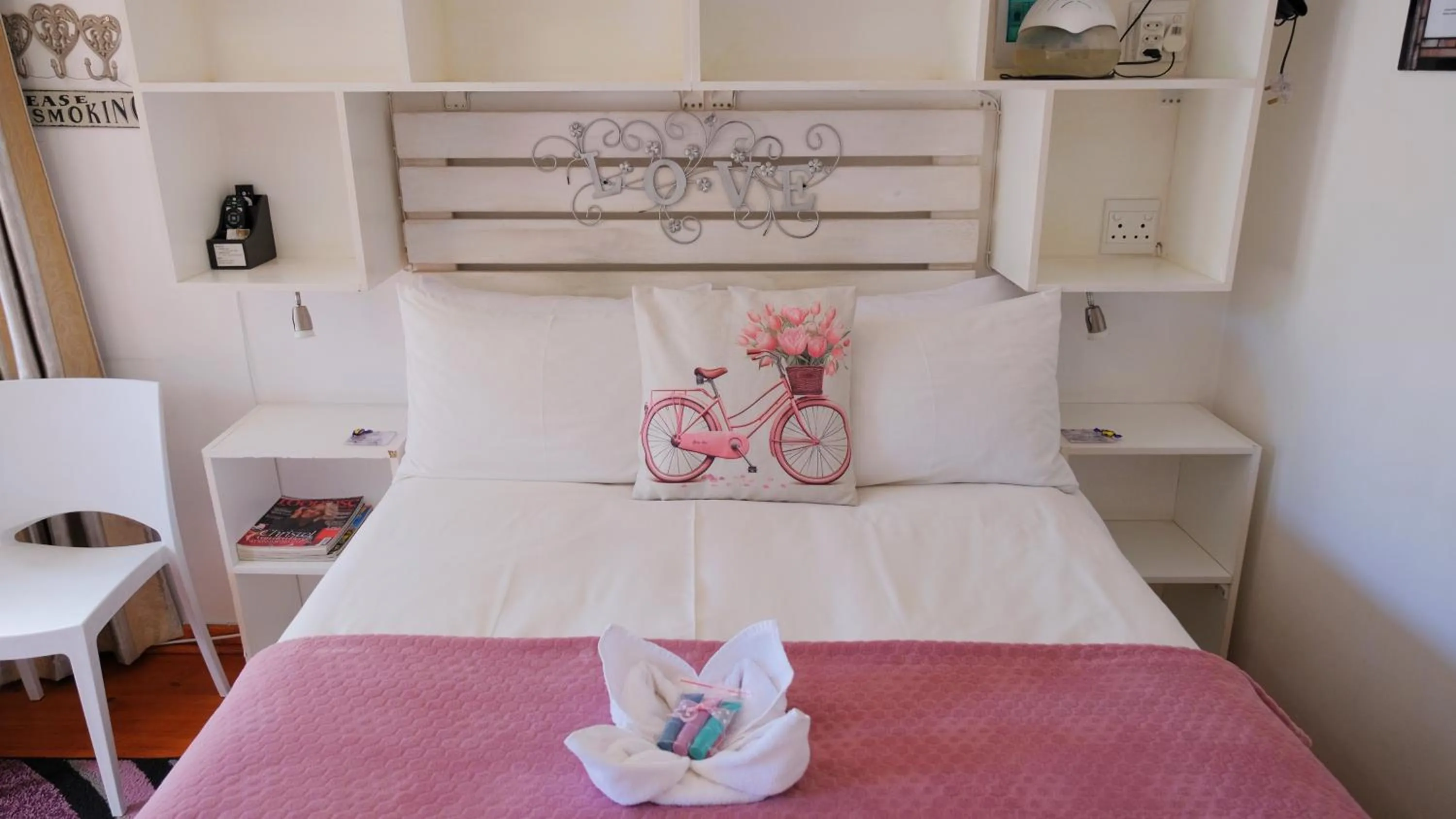 Bedroom, Bed in Knock Out View Clarens