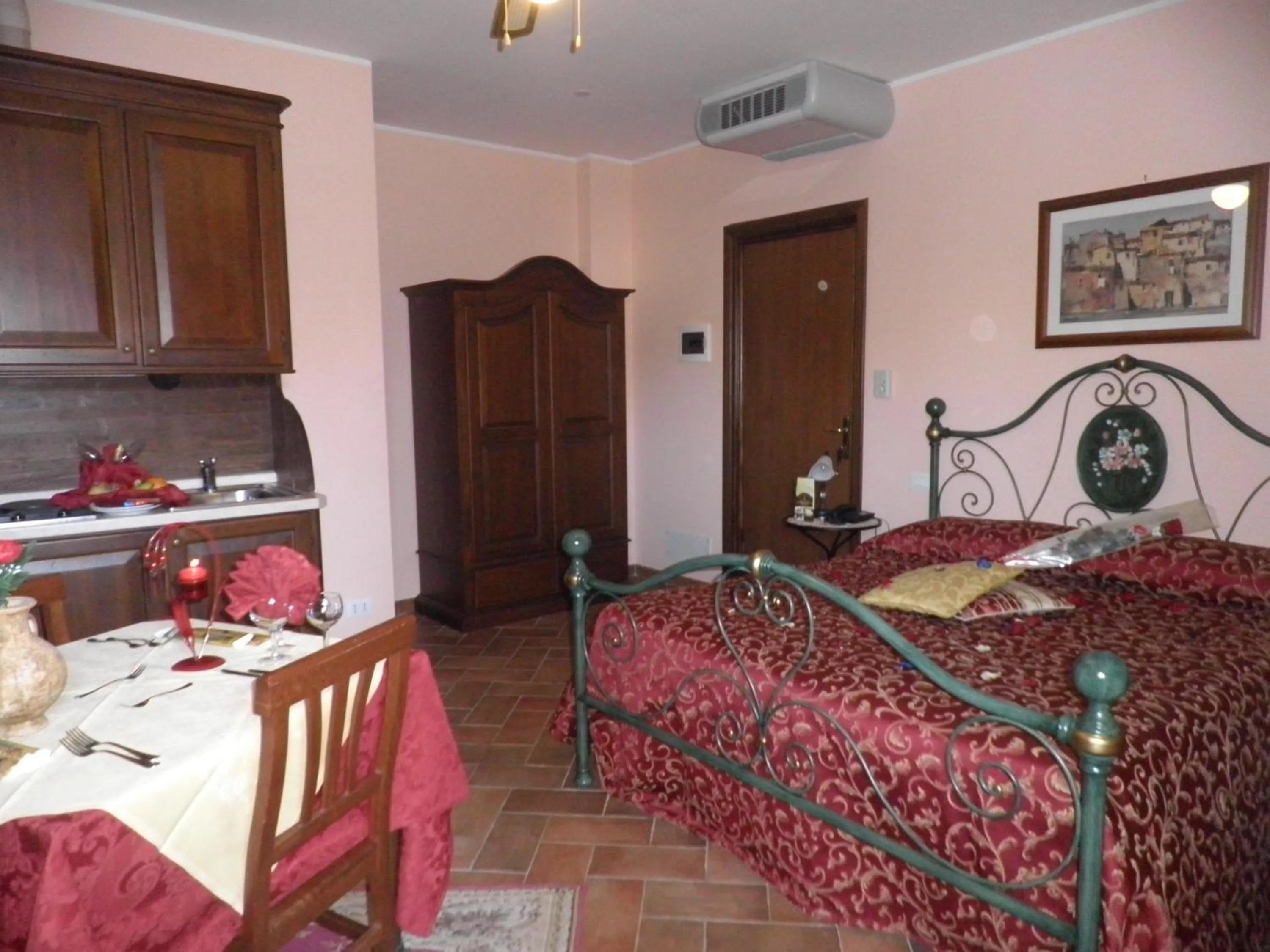 Bedroom, Bed in Antica Locanda Della Via Francigena