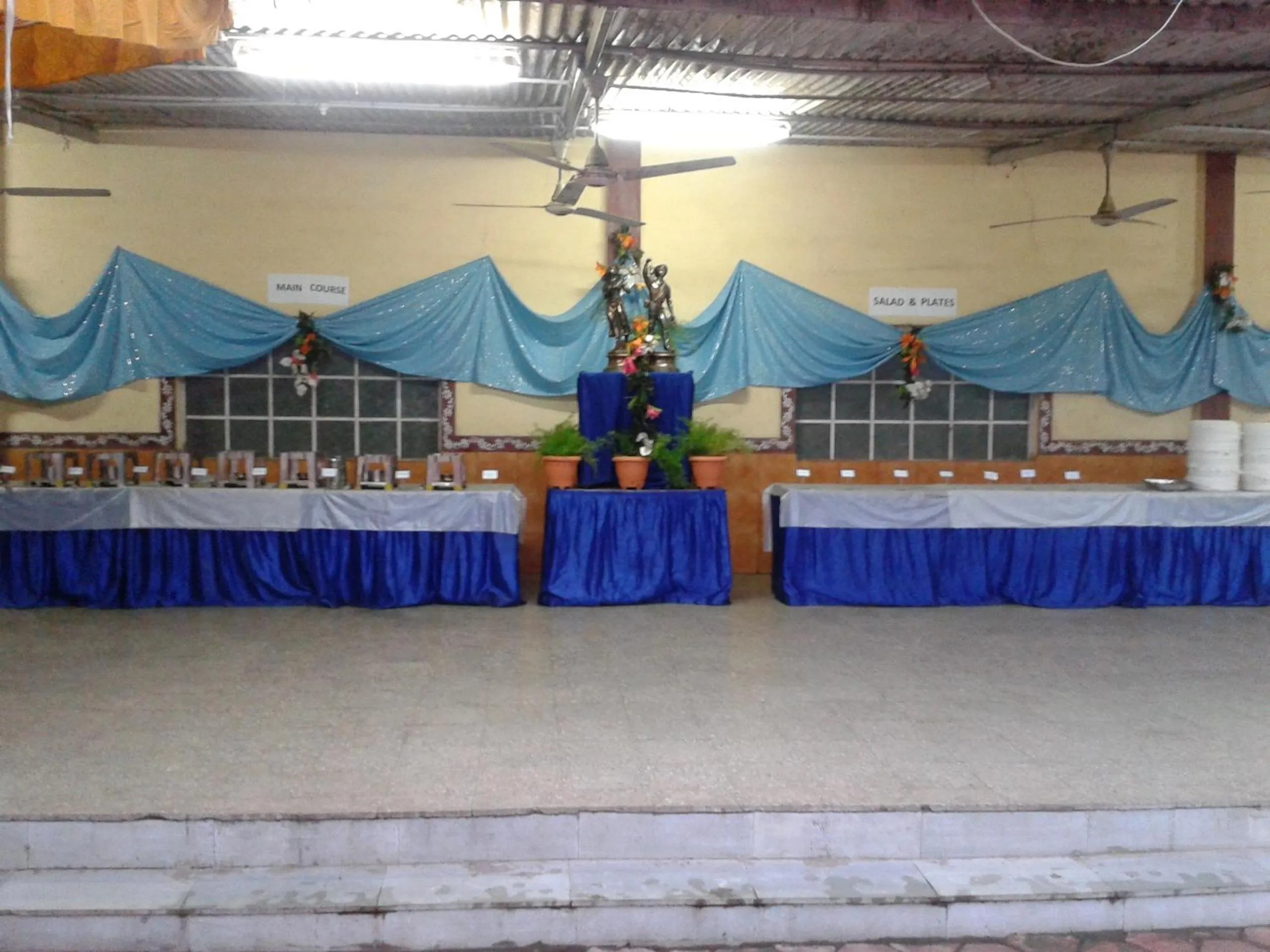 Buffet breakfast in Hotel Grand Barrack