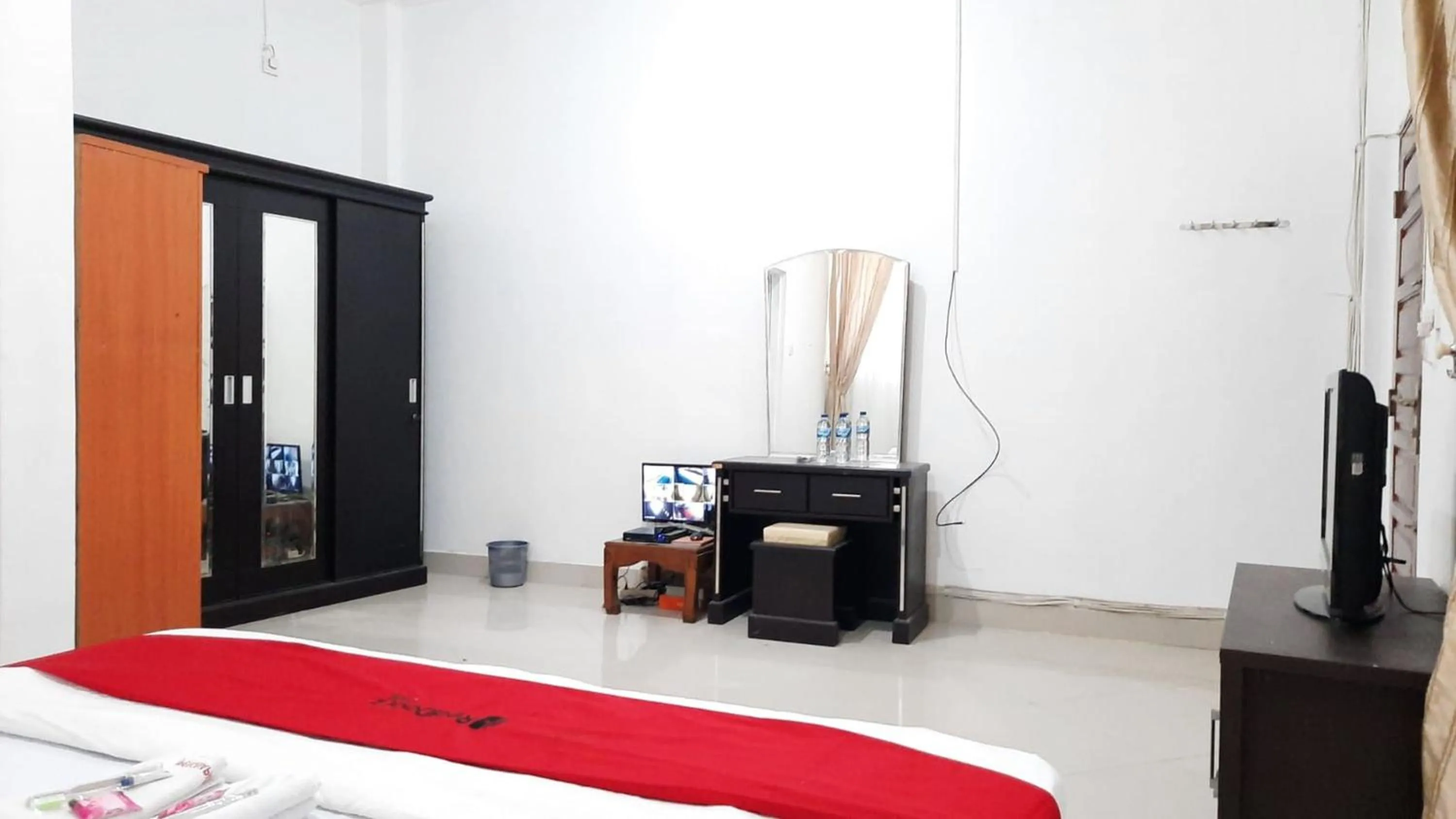 RedDoorz @ Gerson Hotel Abepura