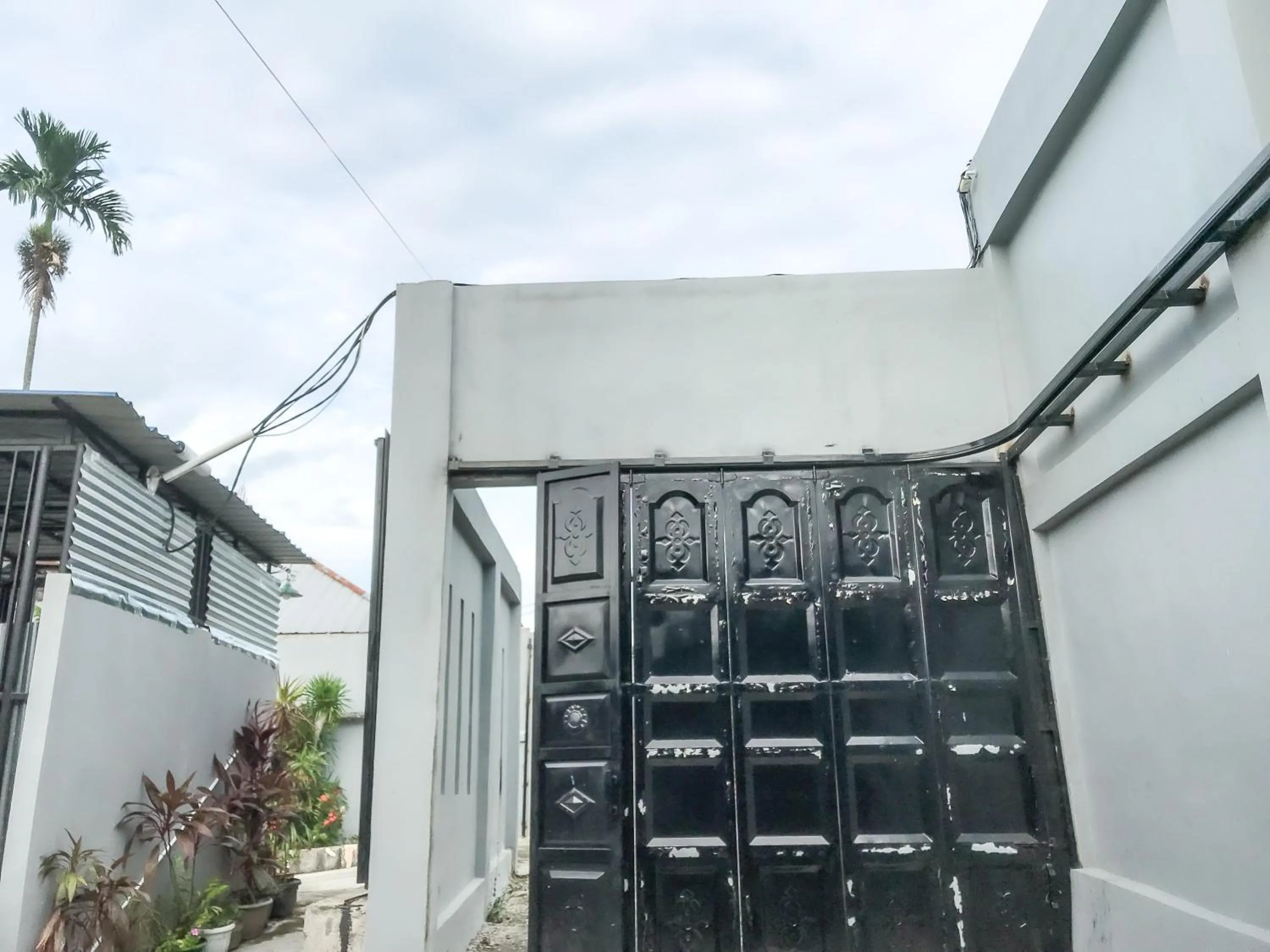 RedDoorz @ Gerson Hotel Abepura