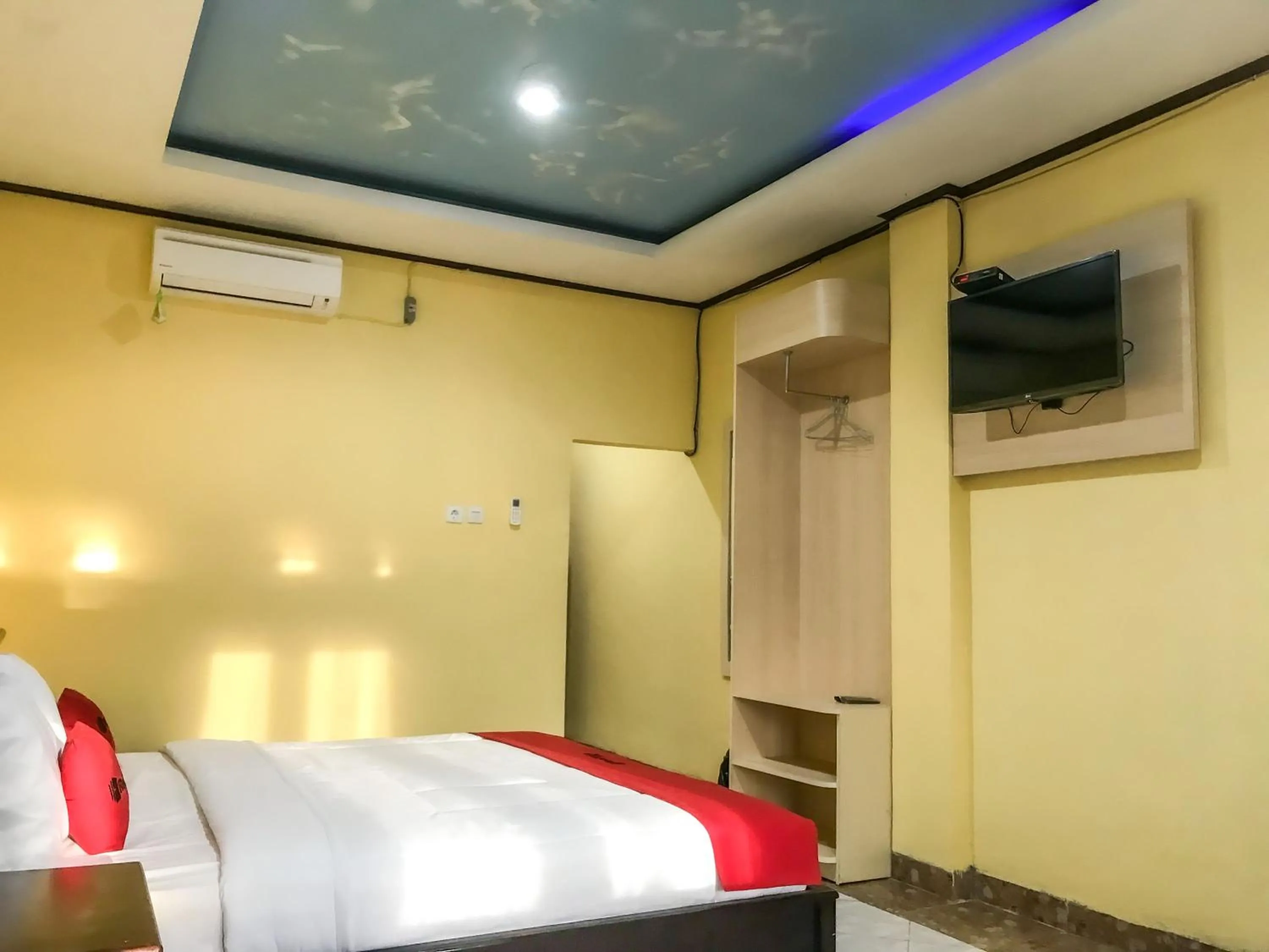 RedDoorz @ Gerson Hotel Abepura