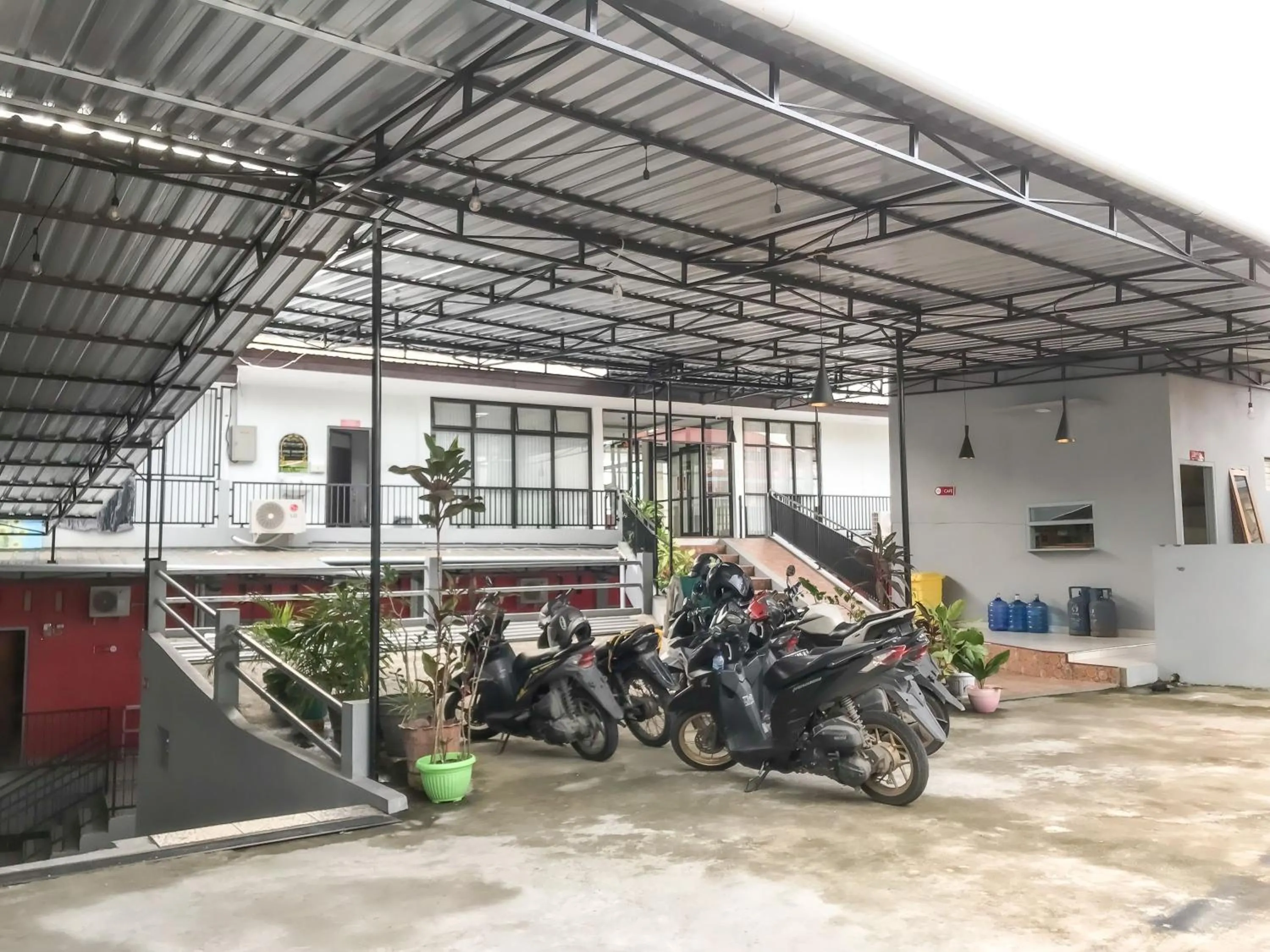 RedDoorz @ Gerson Hotel Abepura