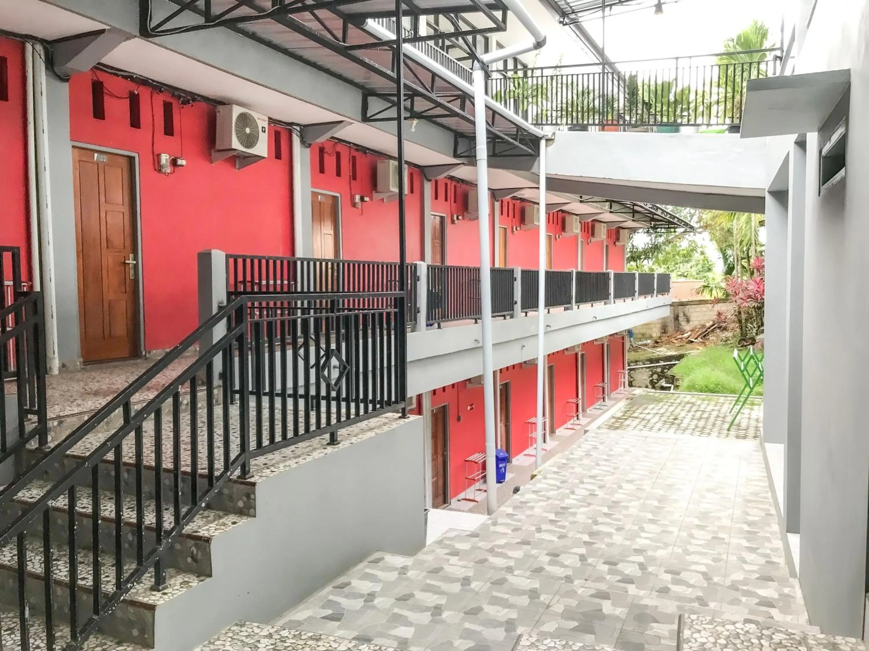 RedDoorz @ Gerson Hotel Abepura