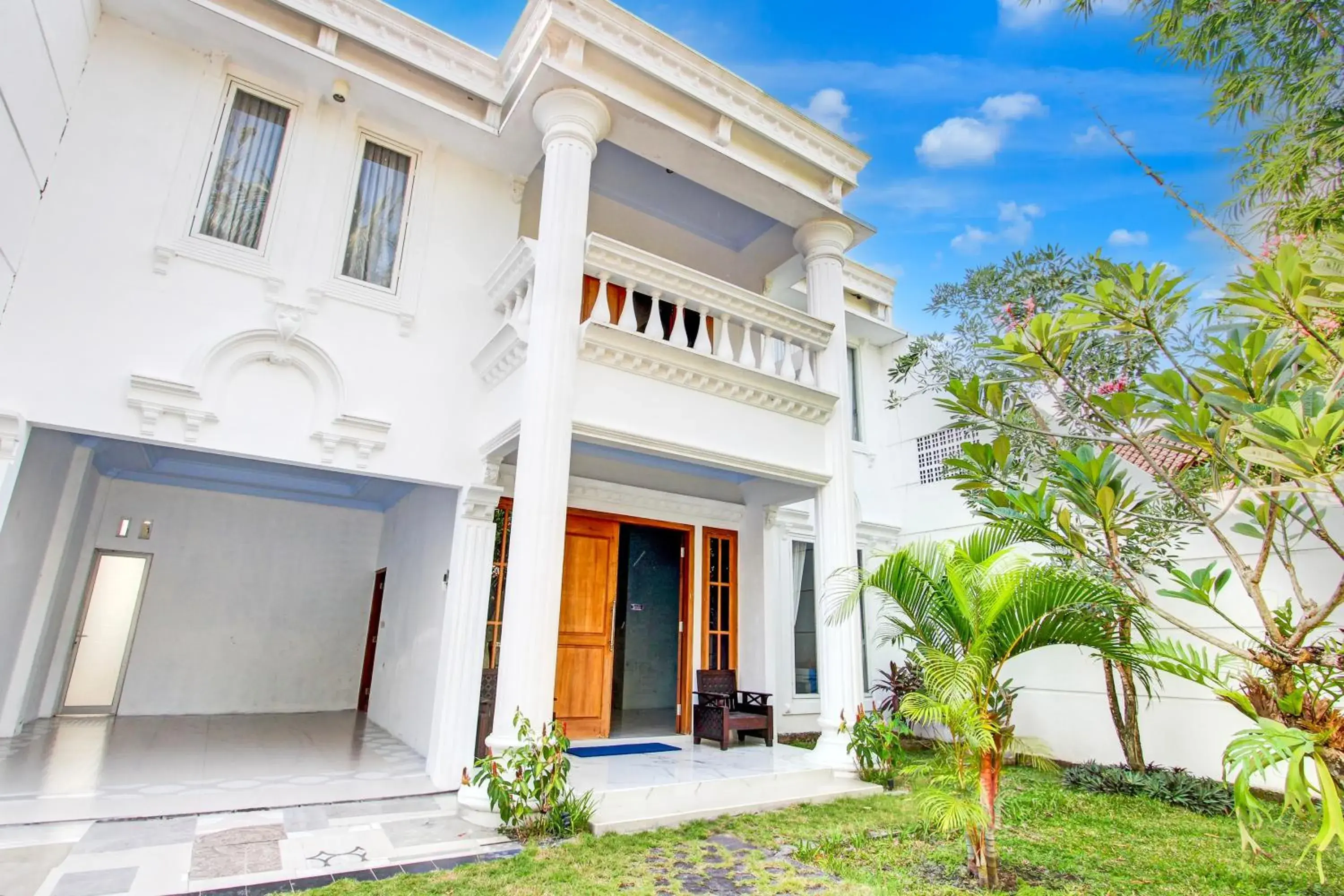 Facade/entrance in Hotel O D'draman Homestay Syariah Facade/entrance in Hotel O D'draman Homestay Syariah