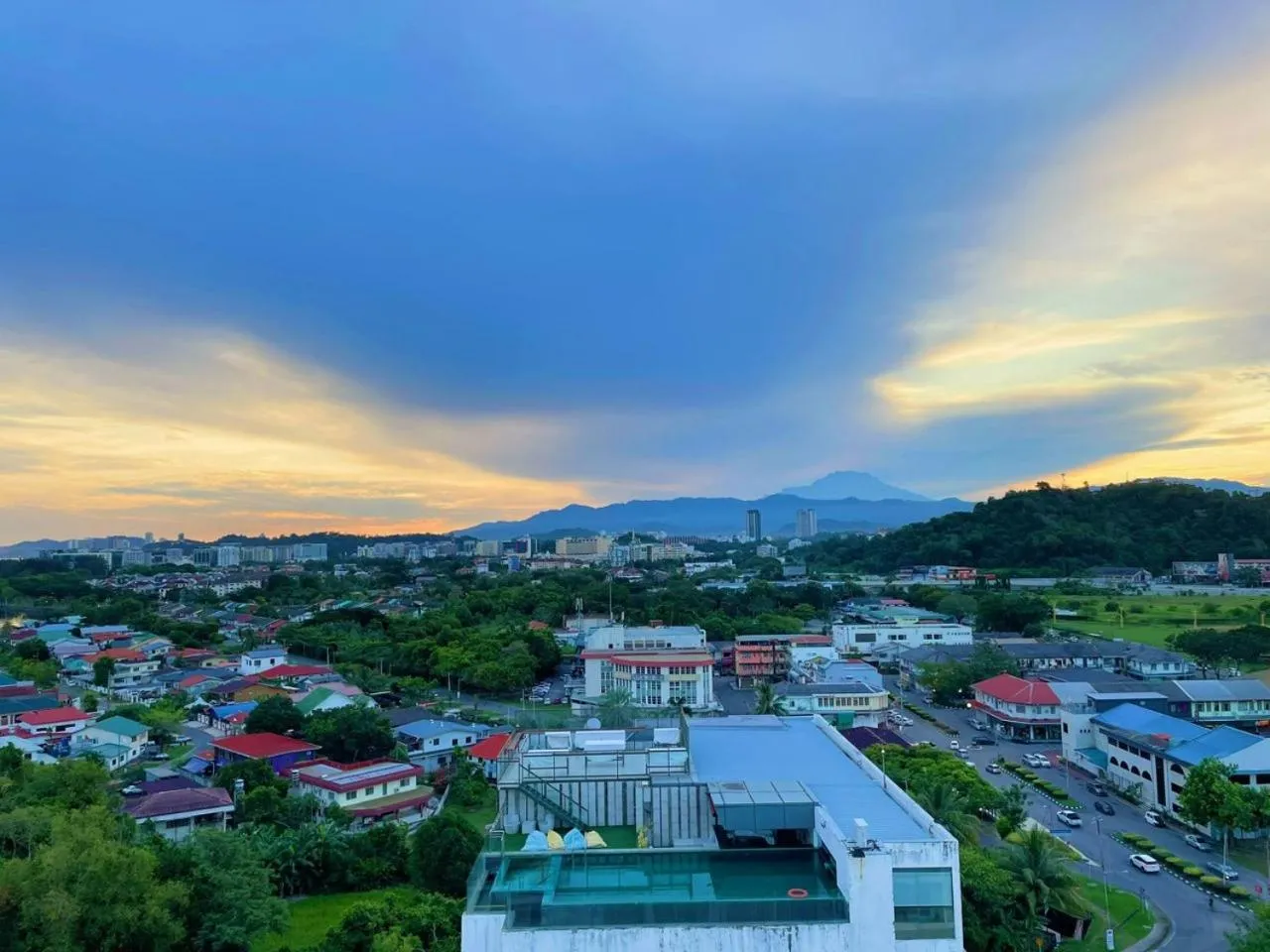 City view in QUEENSLAND SUITES at Aru Suites, Kota Kinabalu