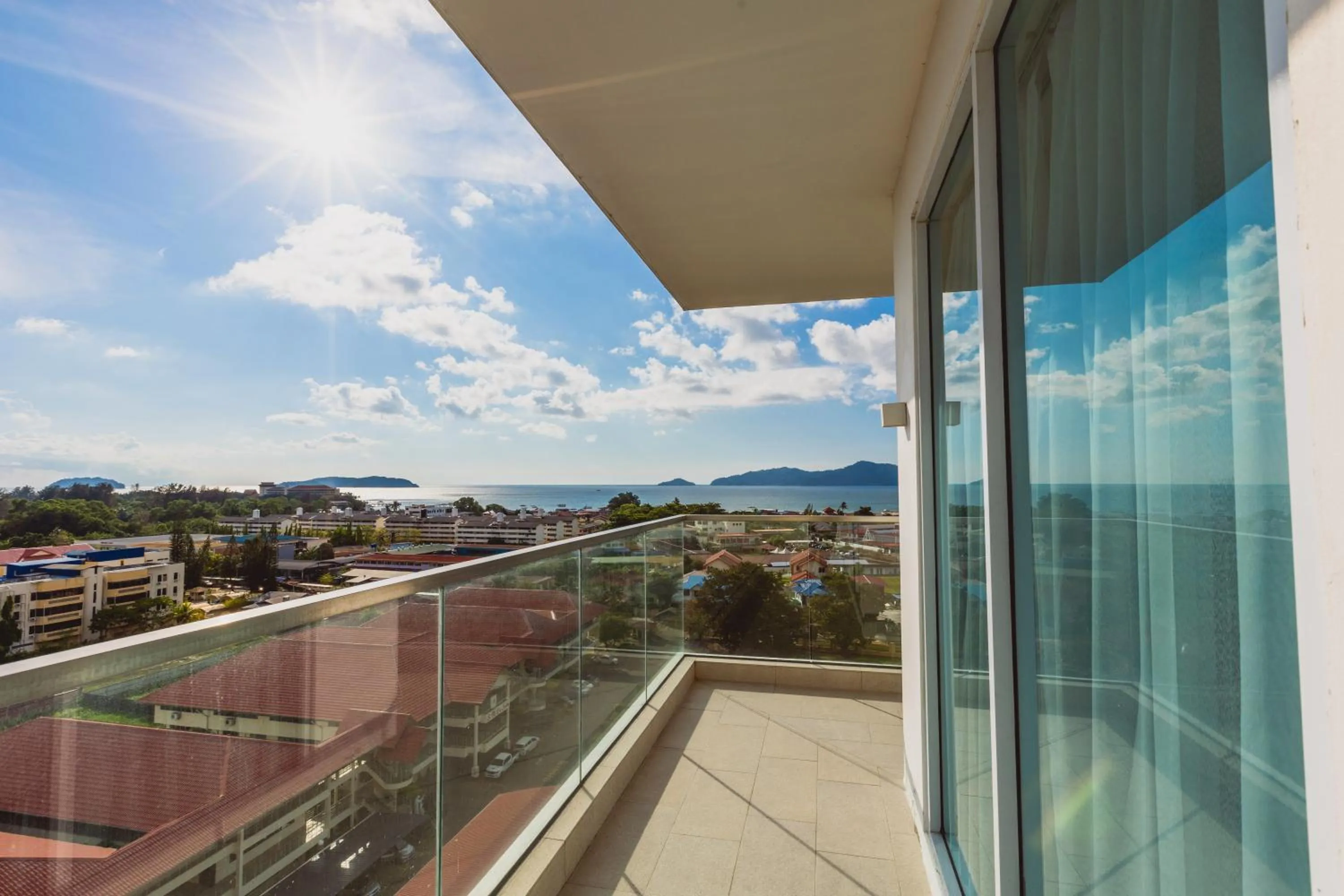 Day in QUEENSLAND SUITES at Aru Suites, Kota Kinabalu