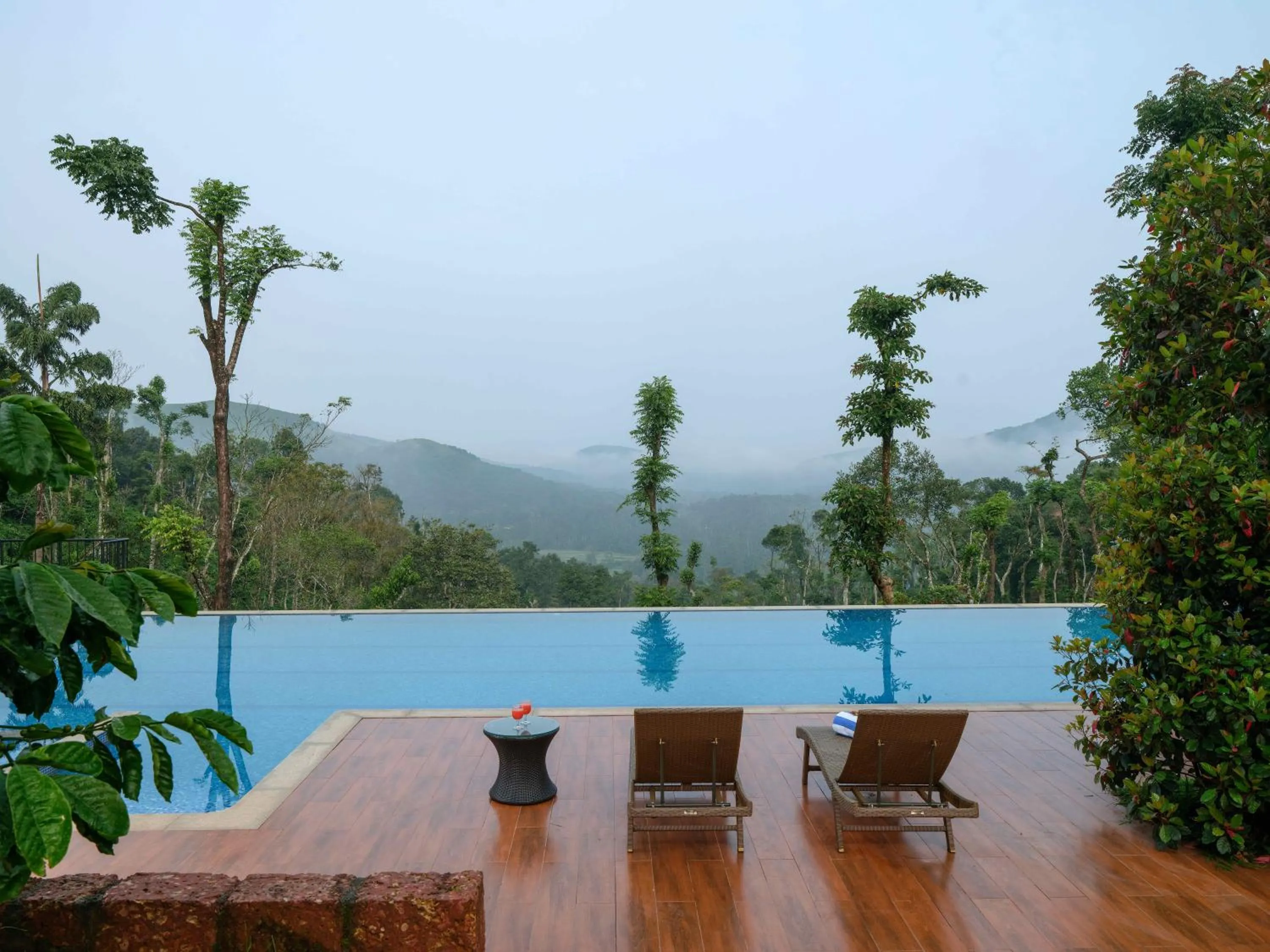 Swimming pool in Trishvam Tapovana