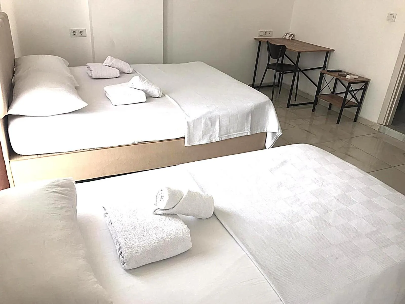 Bed in Ayvaz Otel