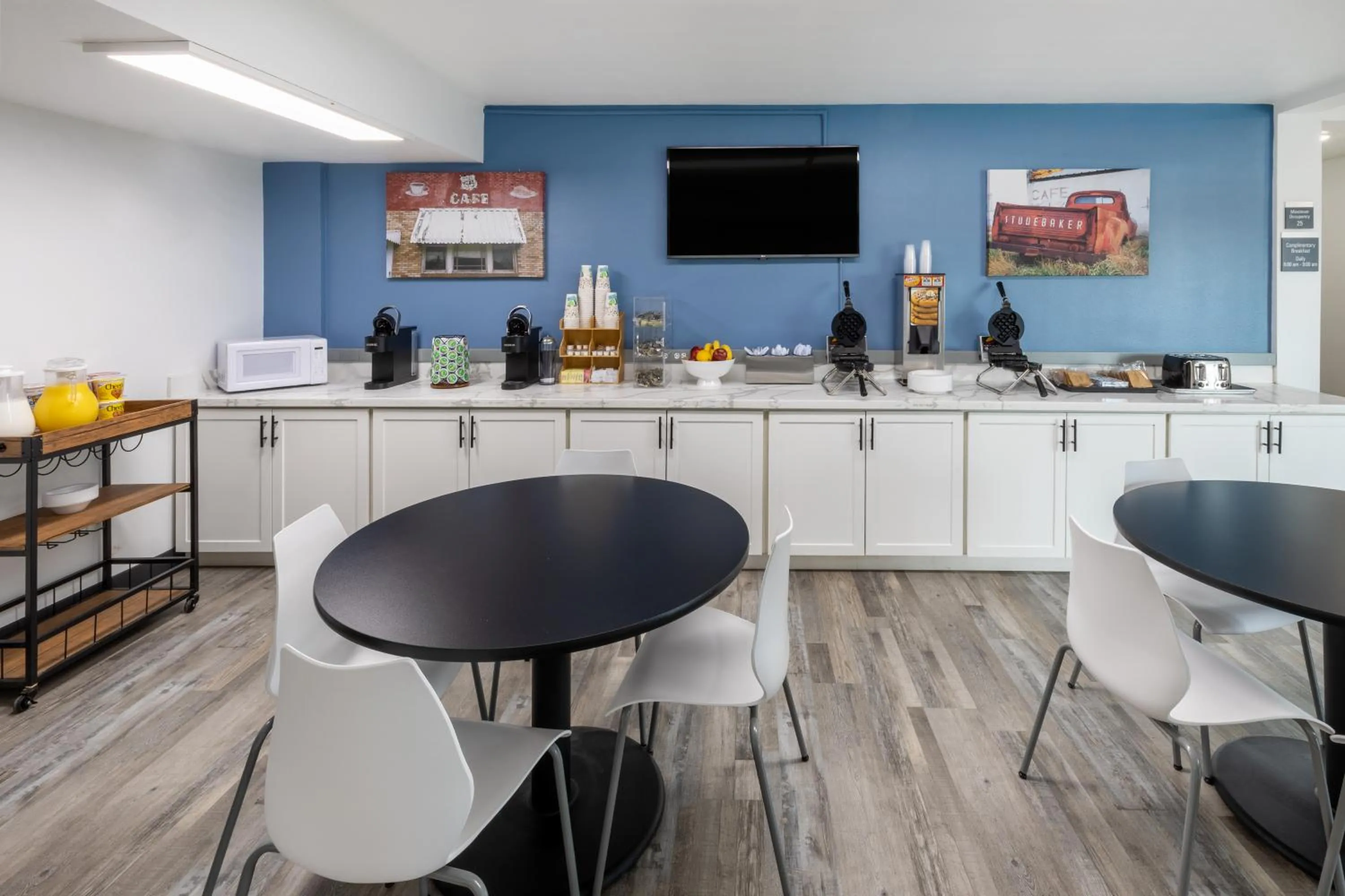 Breakfast in Super 8 by Wyndham Laredo