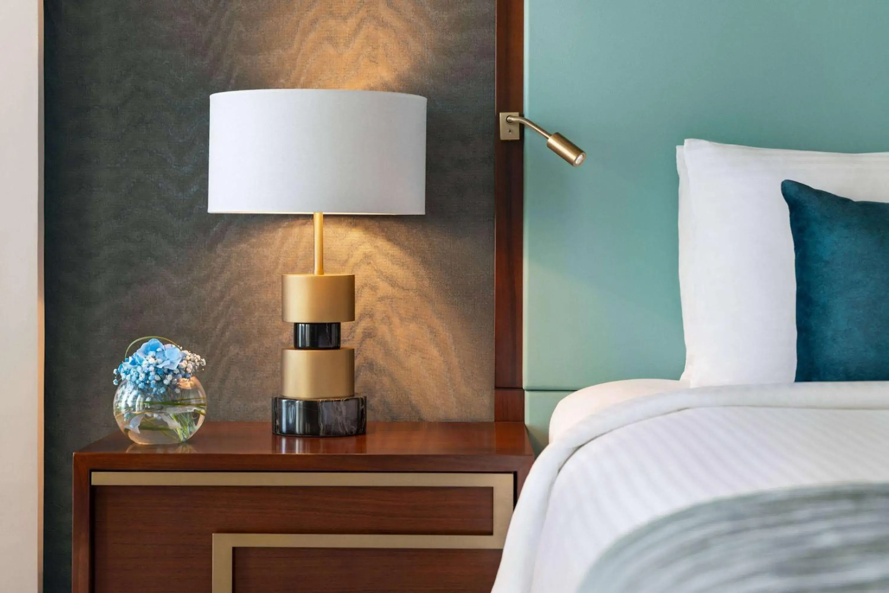 Photo of the whole room, Bed in Wyndham Grand Doha West Bay Beach Photo of the whole room, Bed in Wyndham Grand Doha West Bay Beach