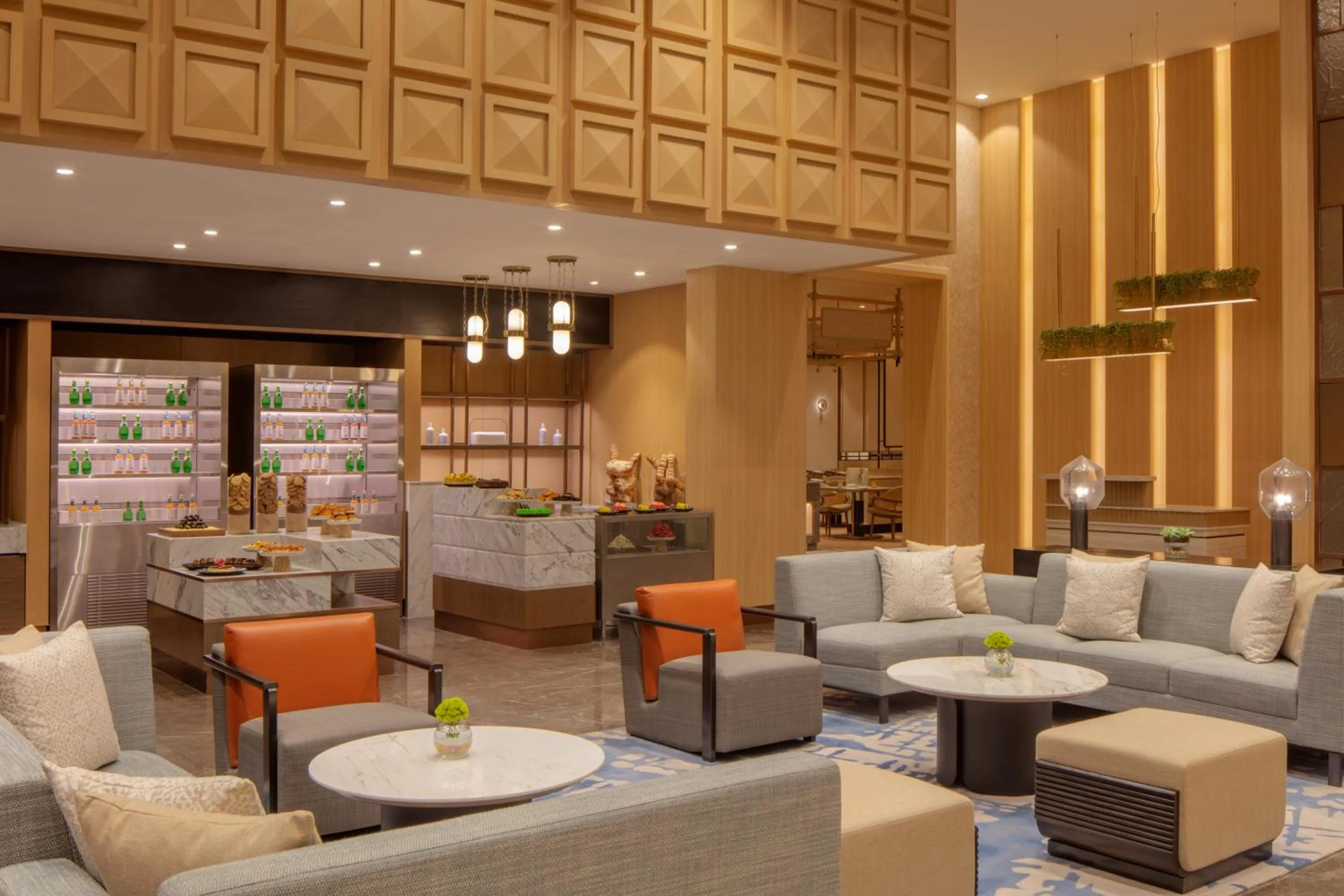 Restaurant/places to eat in Hyatt Regency Trivandrum