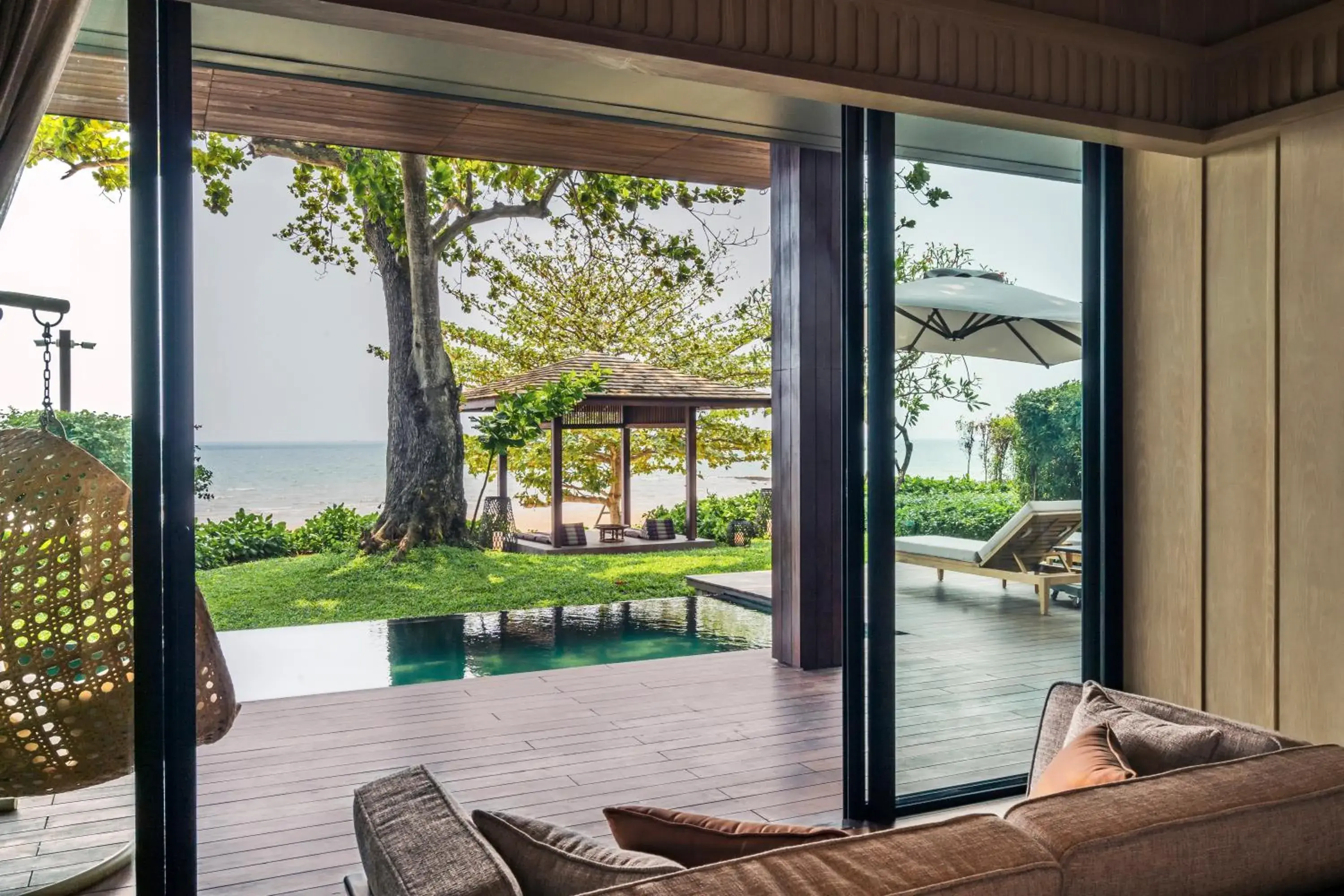 Beachfront Pool Villa in Andaz Pattaya Jomtien Beach, By Hyatt Beachfront Pool Villa in Andaz Pattaya Jomtien Beach, By Hyatt