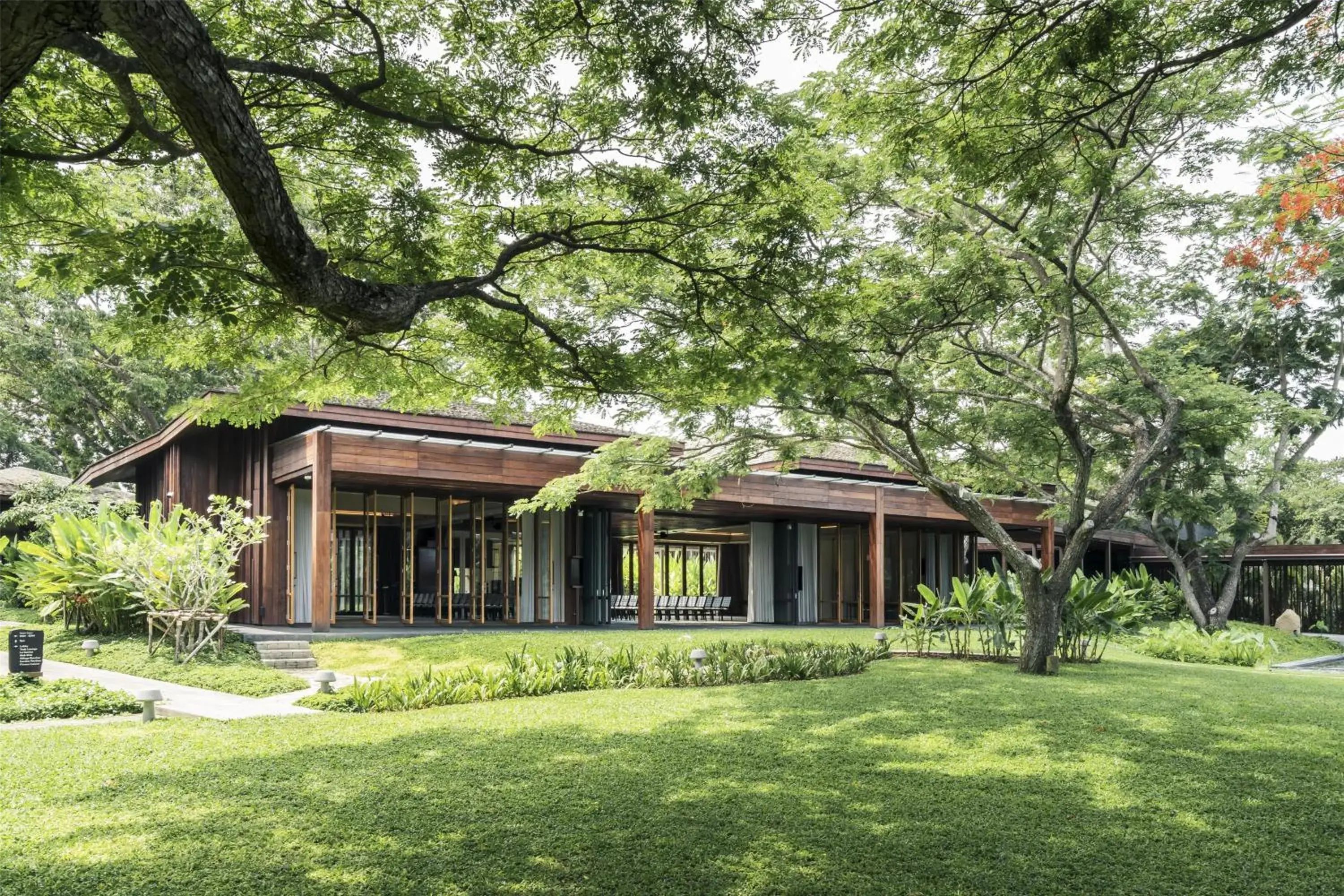 Property building in Andaz Pattaya Jomtien Beach, By Hyatt Property building in Andaz Pattaya Jomtien Beach, By Hyatt