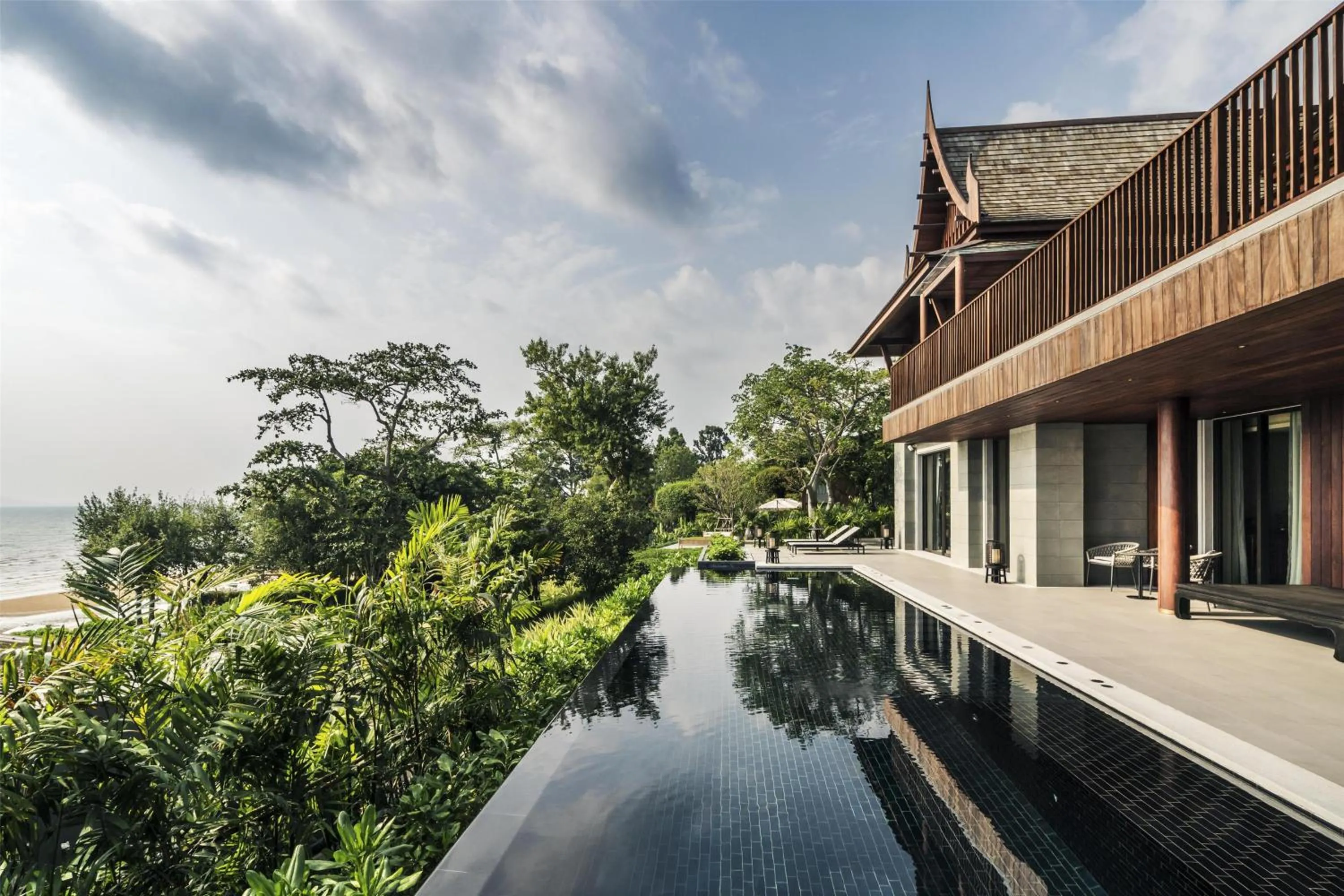 Photo of the whole room in Andaz Pattaya Jomtien Beach, By Hyatt