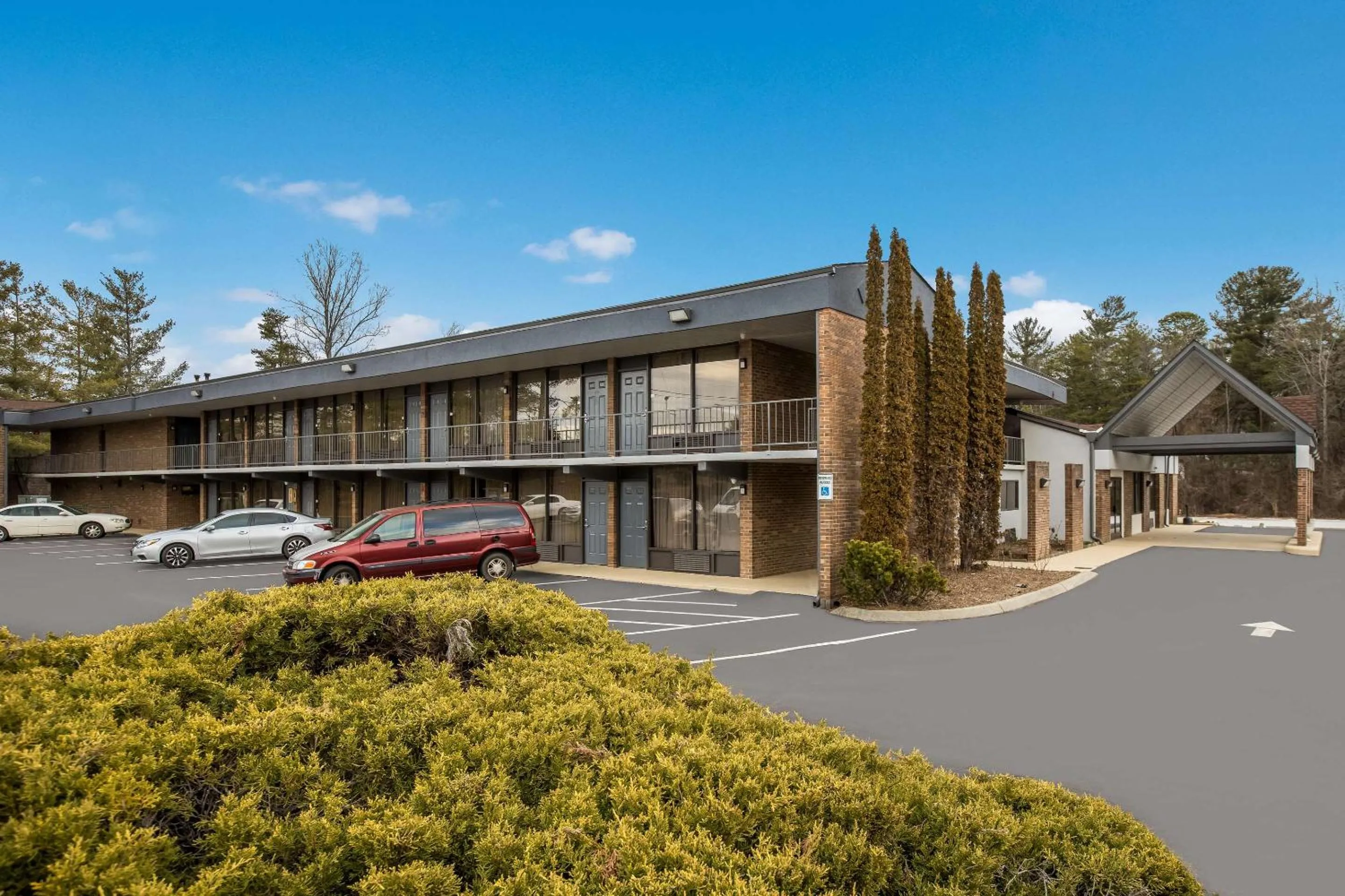 Property building in Quality Inn Asheville Airport