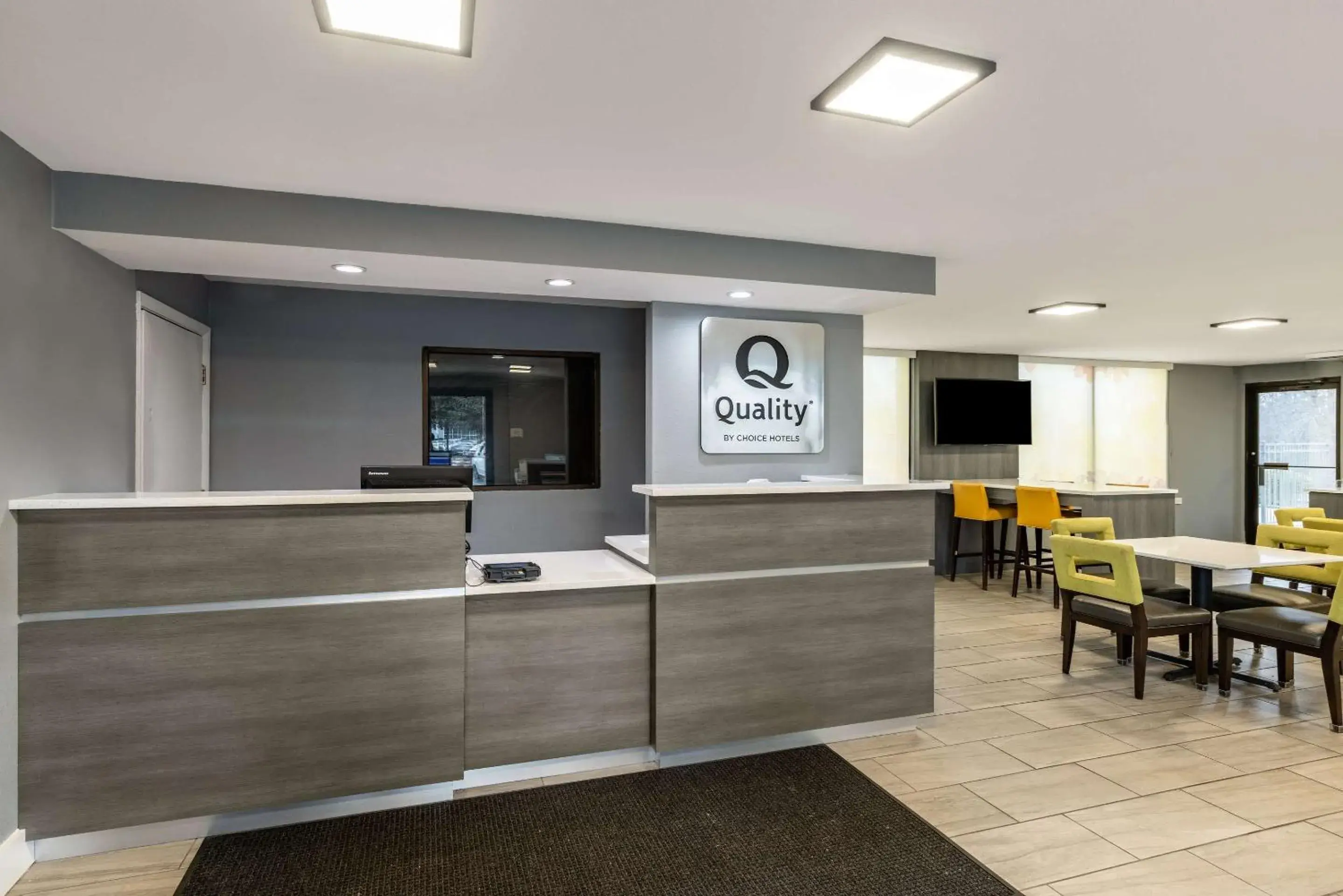 Lobby or reception in Quality Inn Asheville Airport Lobby or reception in Quality Inn Asheville Airport
