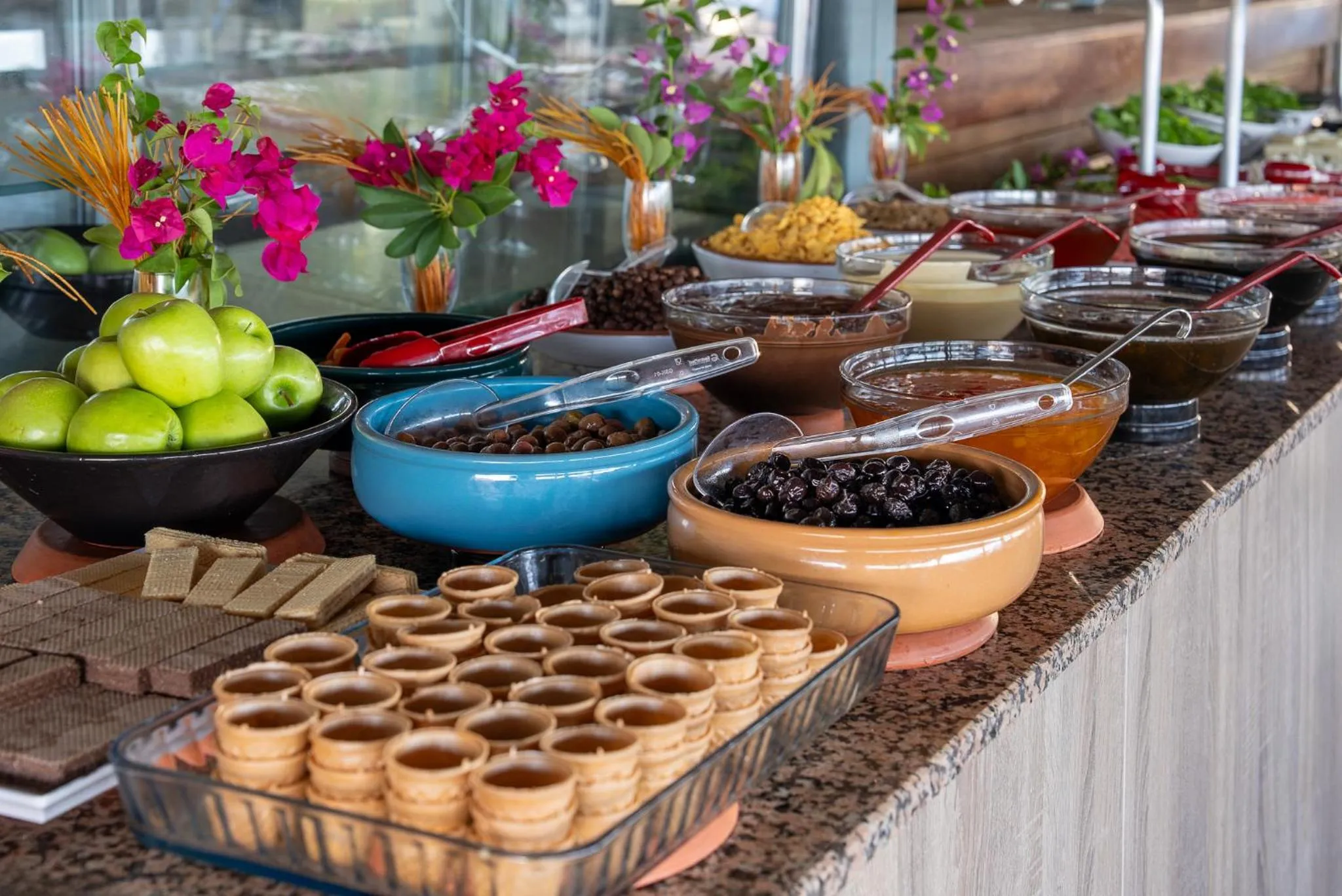 Food and drinks in Side Beach Club