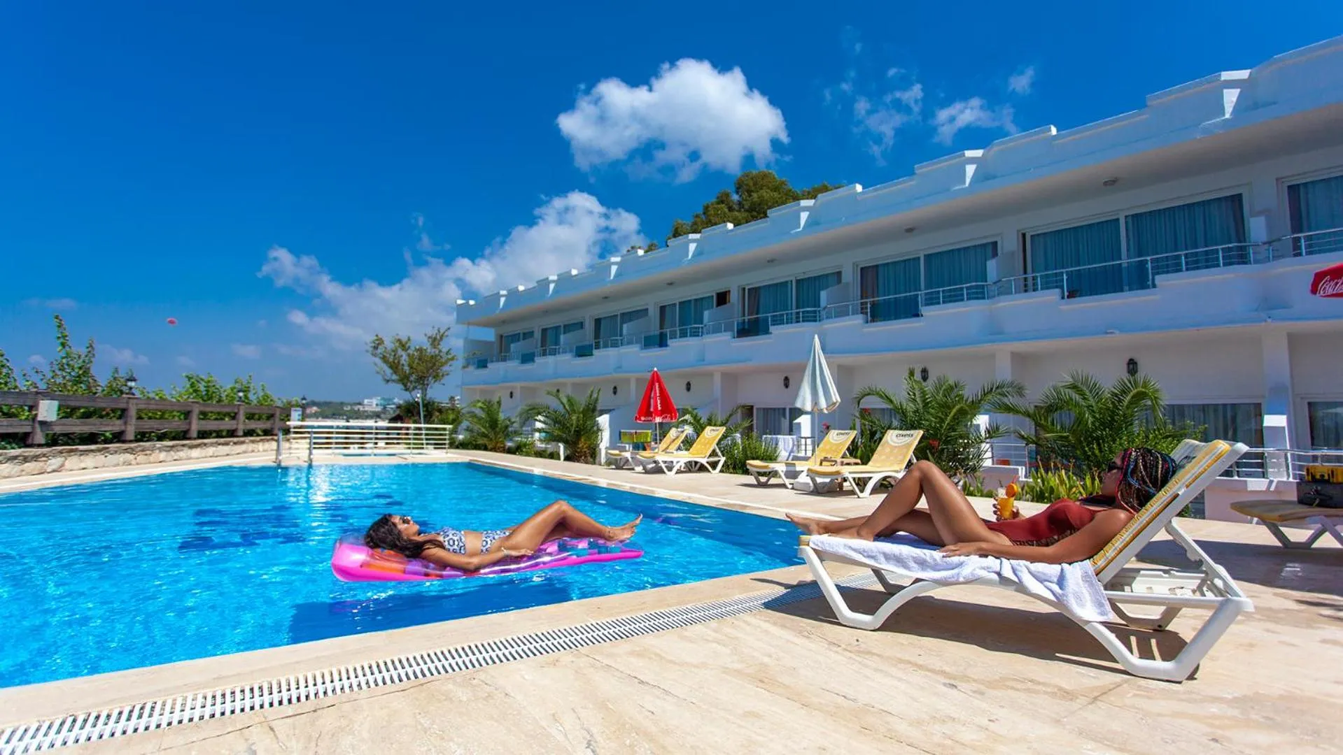 Day in Side Beach Club