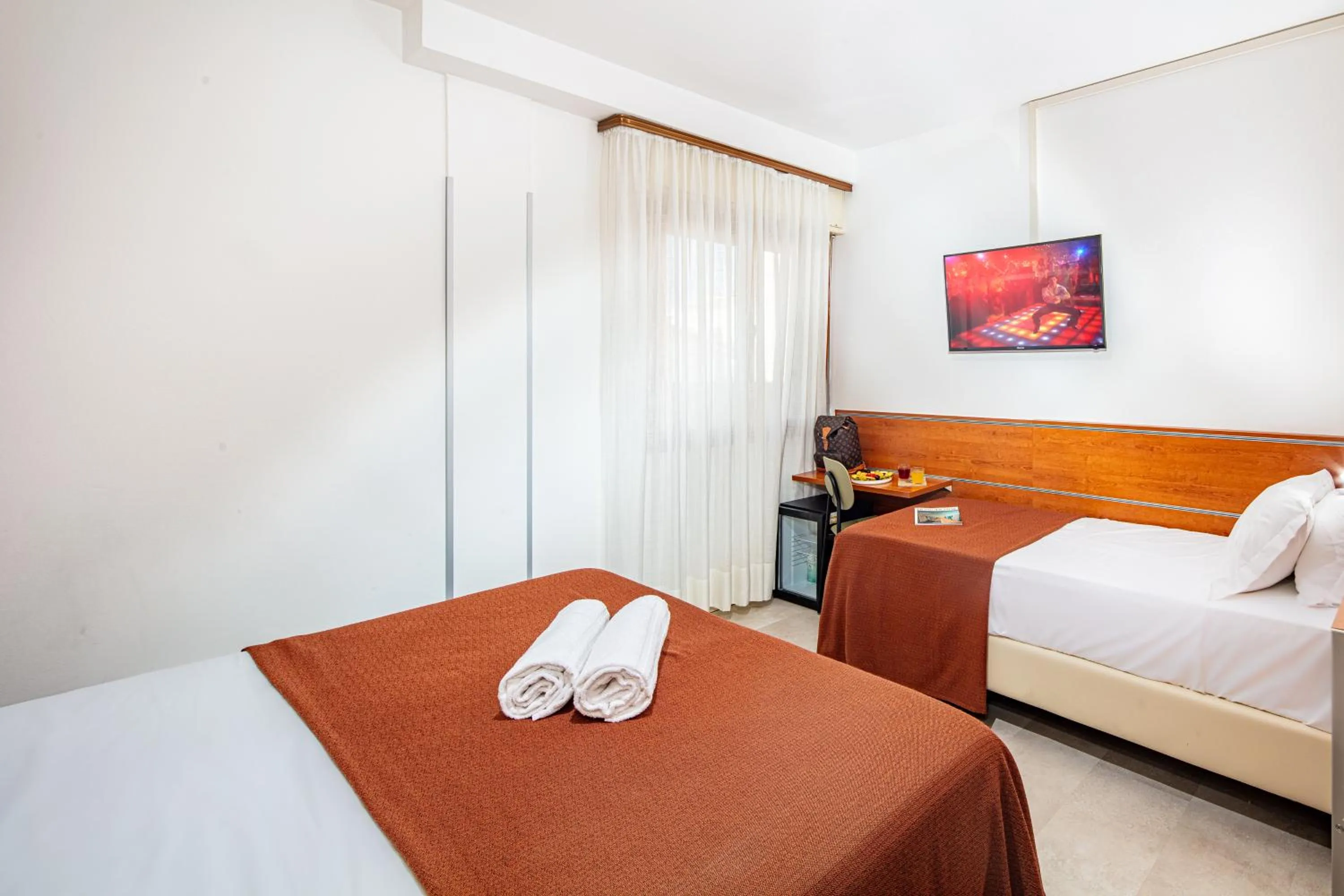 Restaurant/places to eat in Hotel Argentina