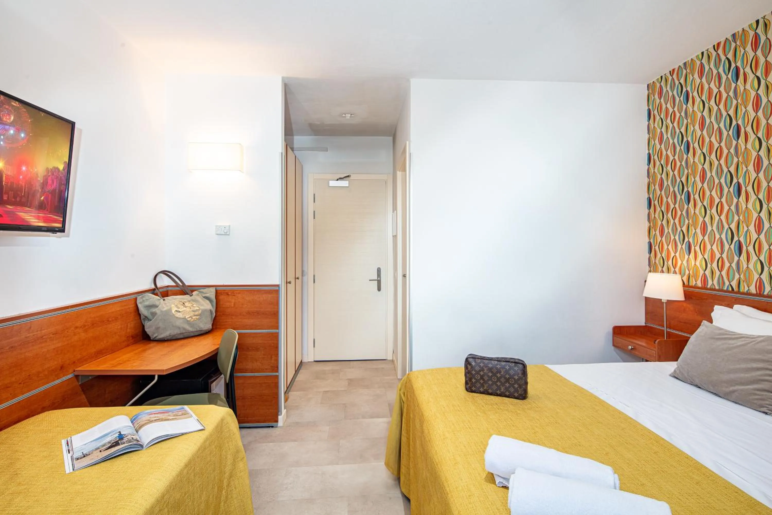 Restaurant/places to eat in Hotel Argentina