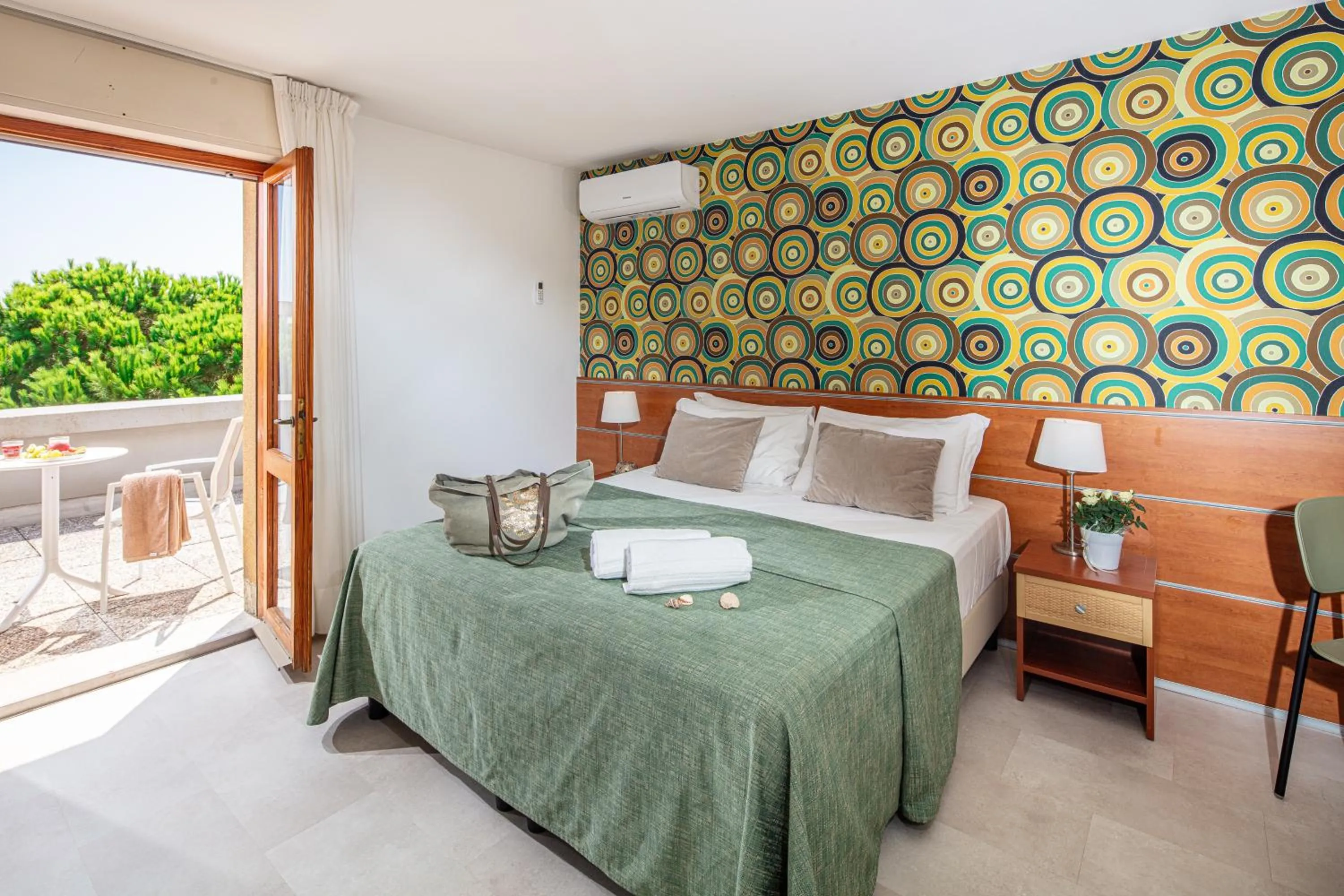 Restaurant/places to eat in Hotel Argentina