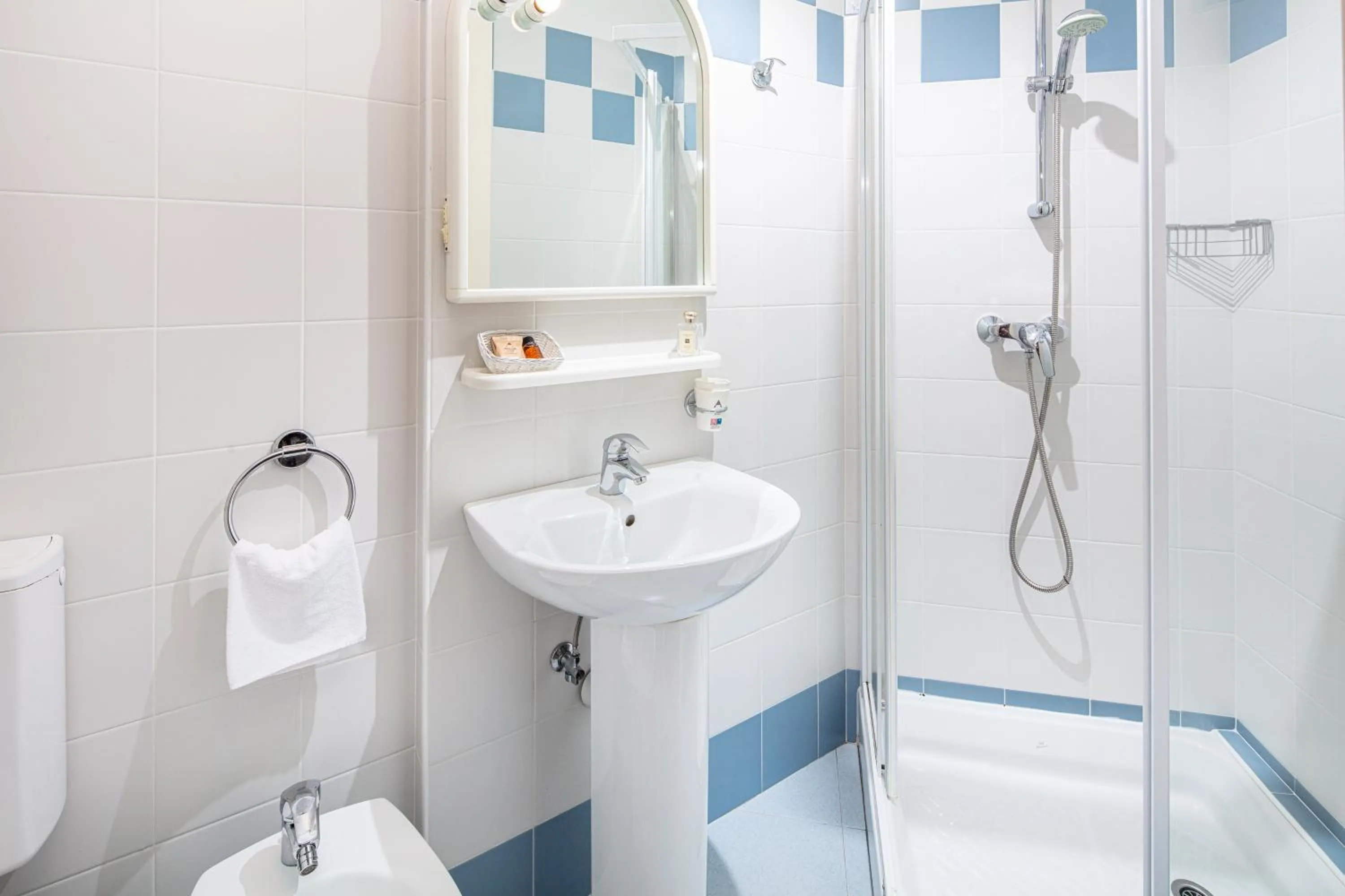 Restaurant/places to eat in Hotel Argentina