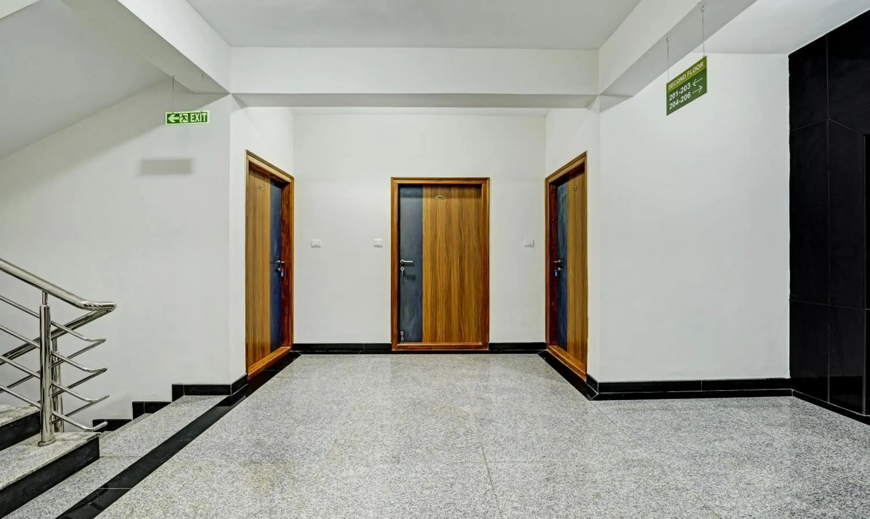 Lobby or reception in Treebo Worldtree Manyata Thanisandra Lobby or reception in Treebo Worldtree Manyata Thanisandra
