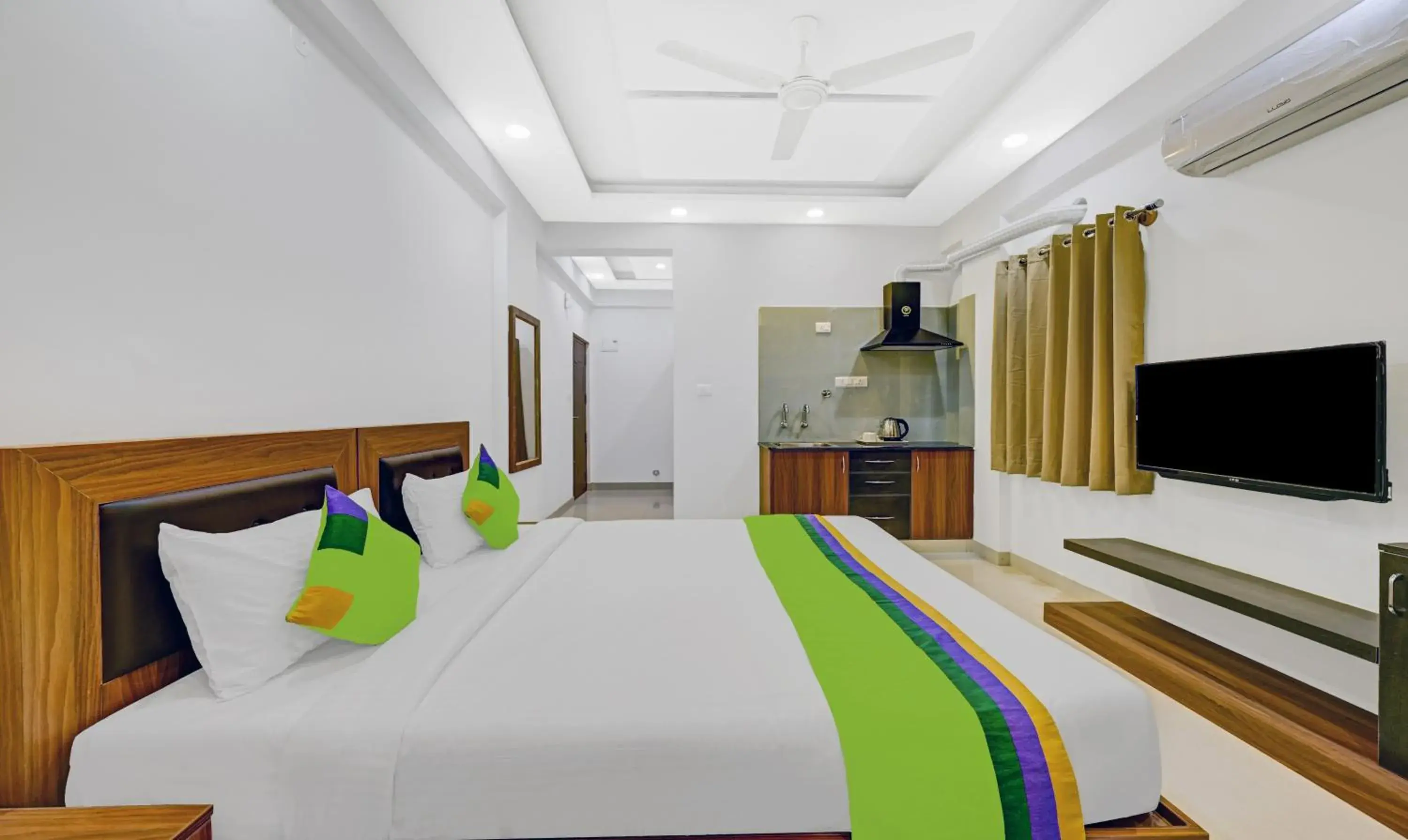 Bedroom, Bed in Treebo Worldtree Manyata Thanisandra Bedroom, Bed in Treebo Worldtree Manyata Thanisandra